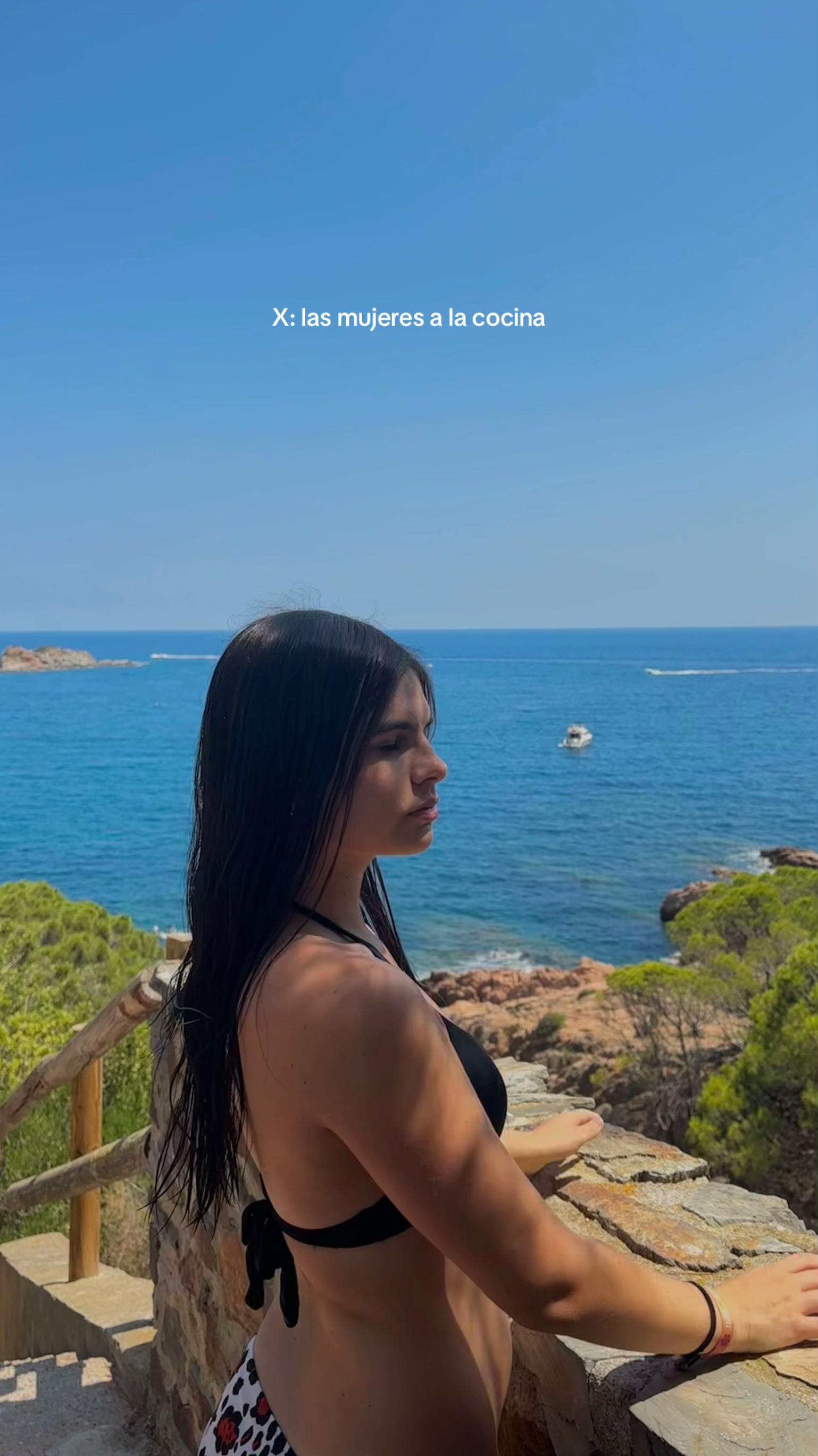 @julimamii