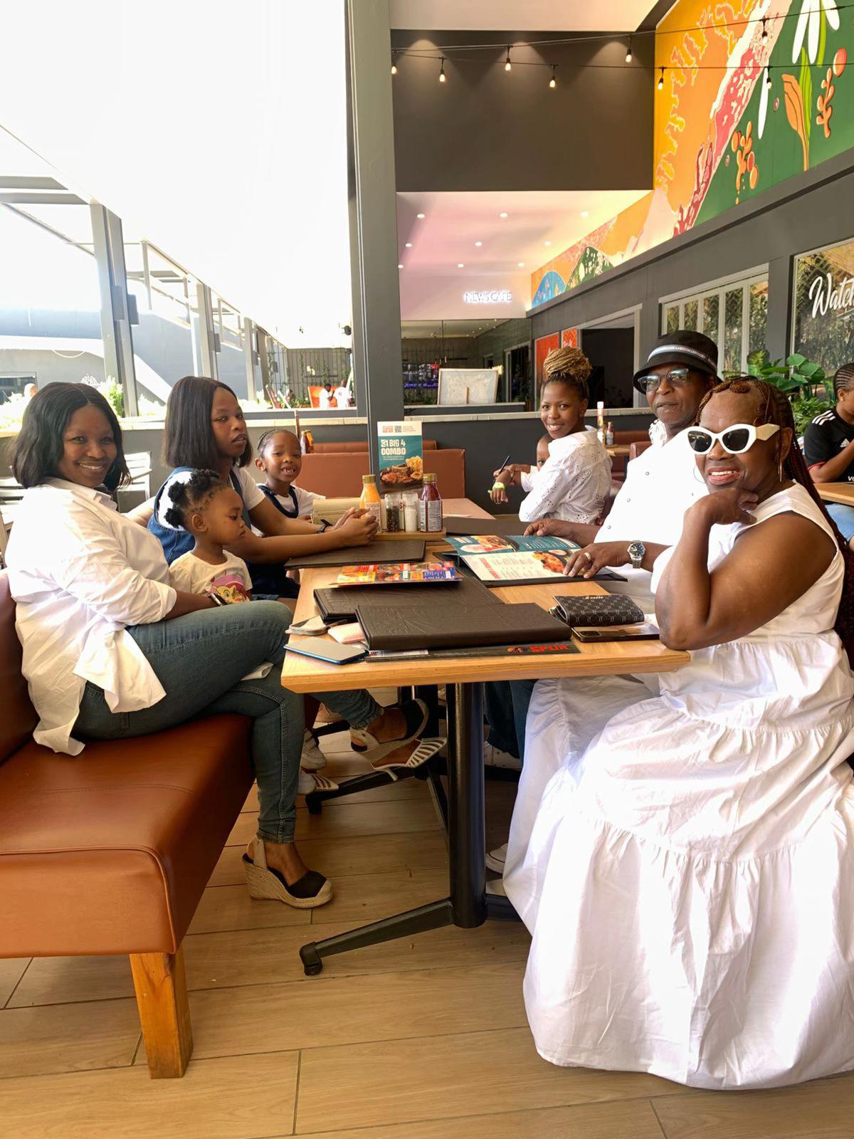 @Unathi Konza🍀