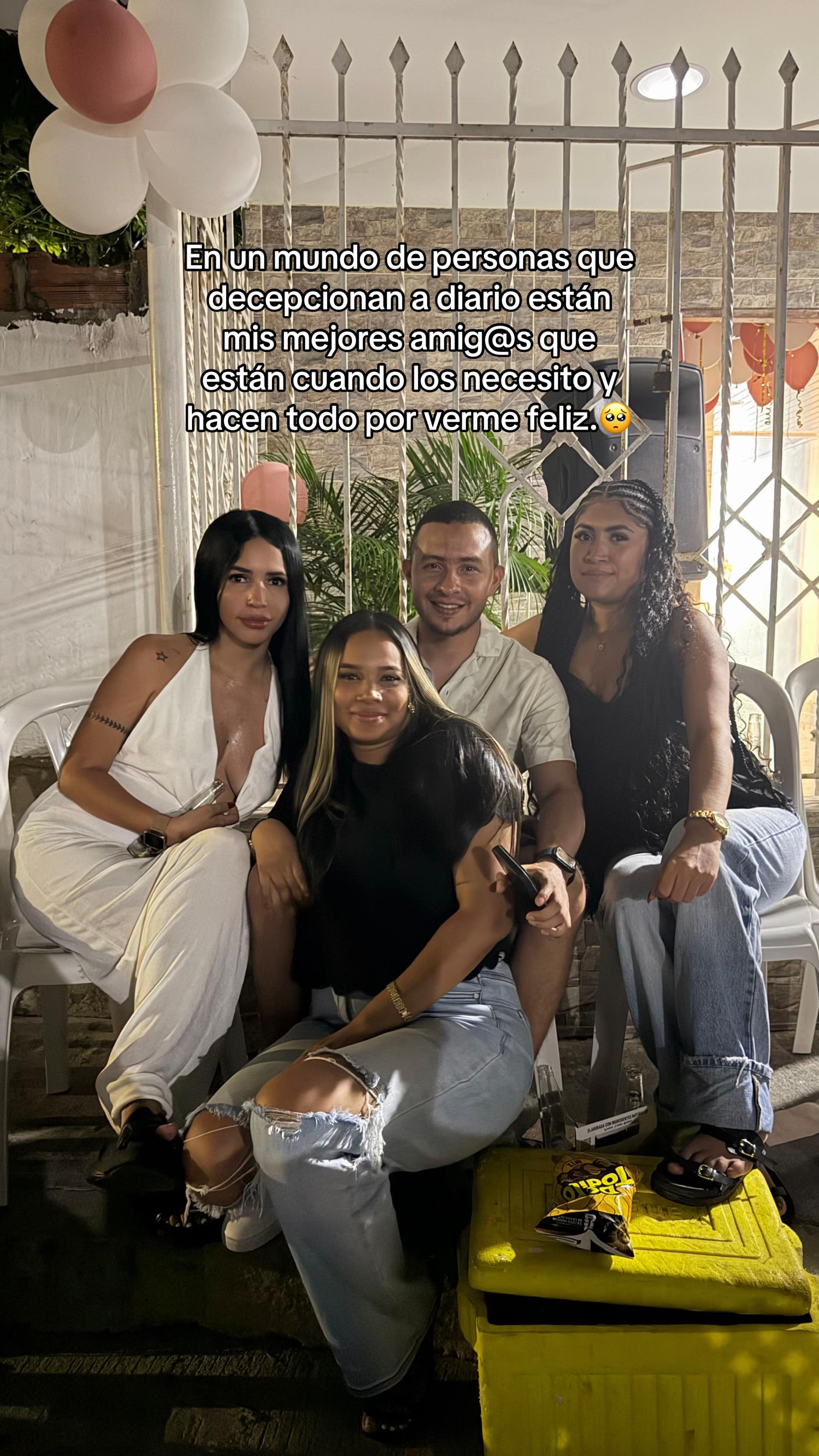 @Vanessa condes👸🏻