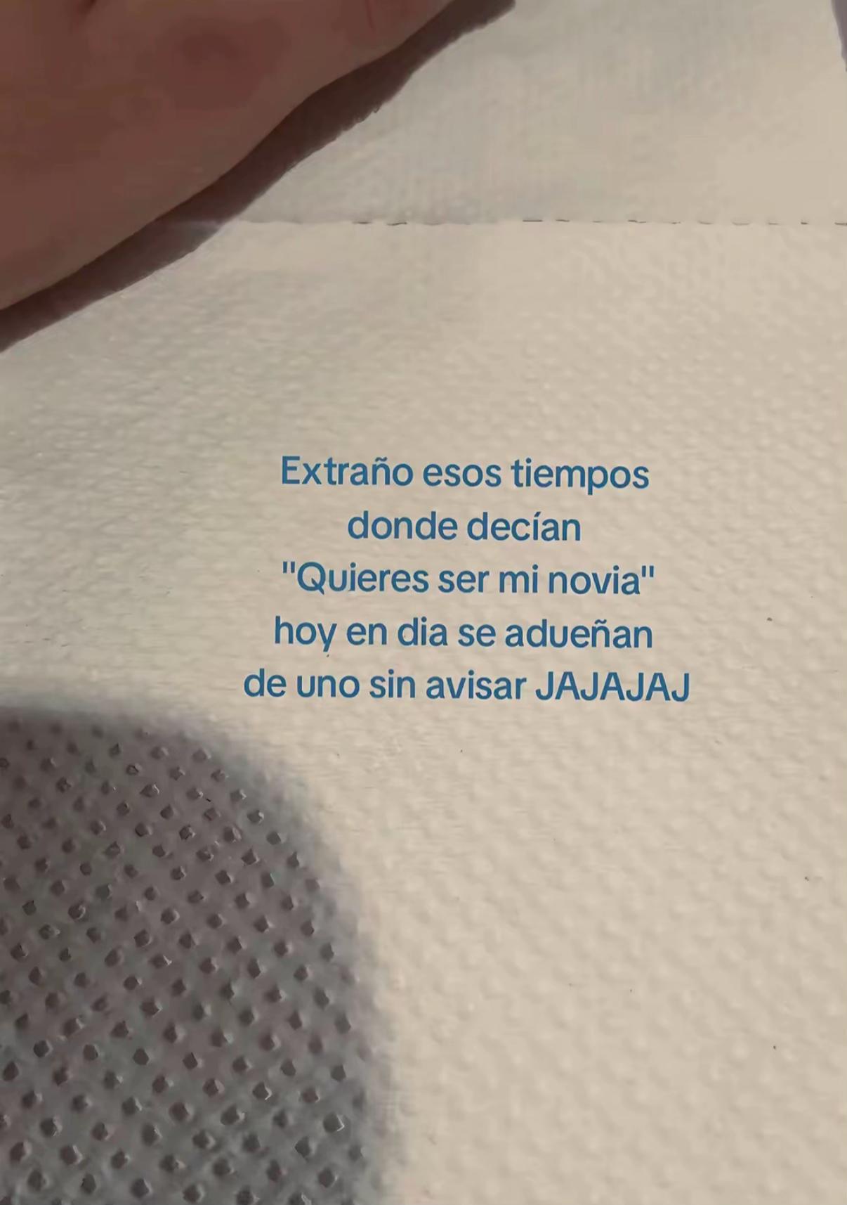 @☘️ E L E N A 👽