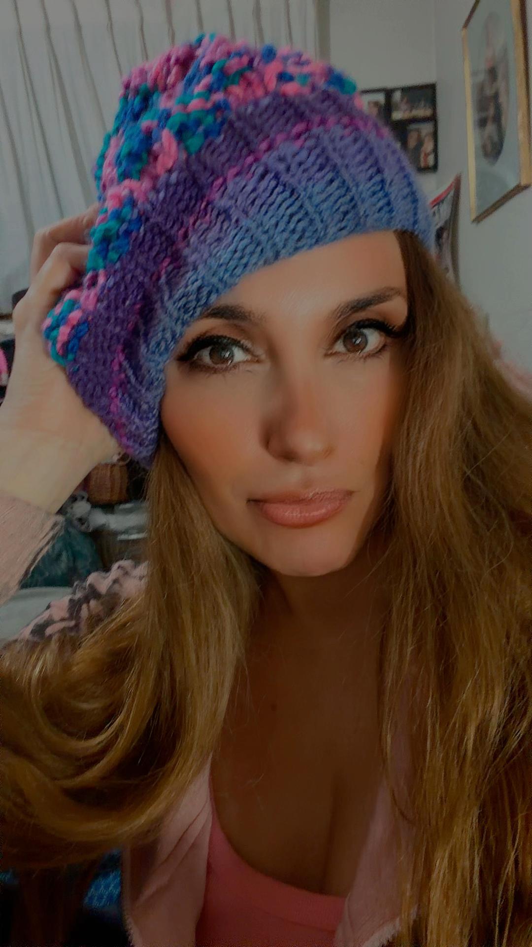 @Alejandra Victoria L T