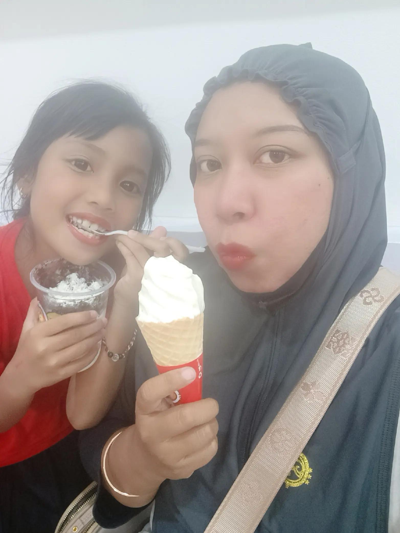 @renyputri