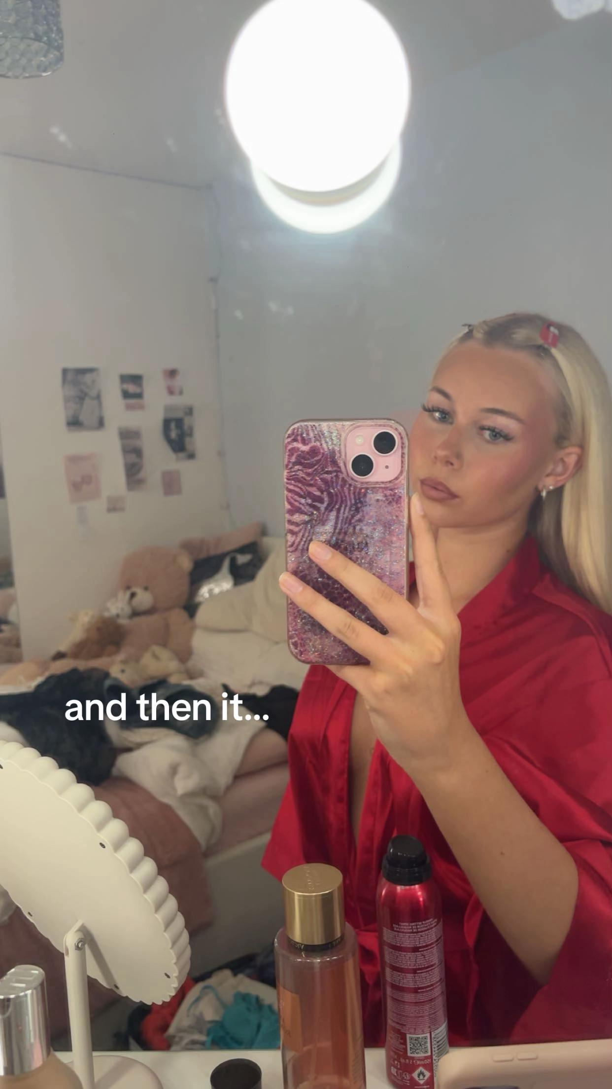@✰