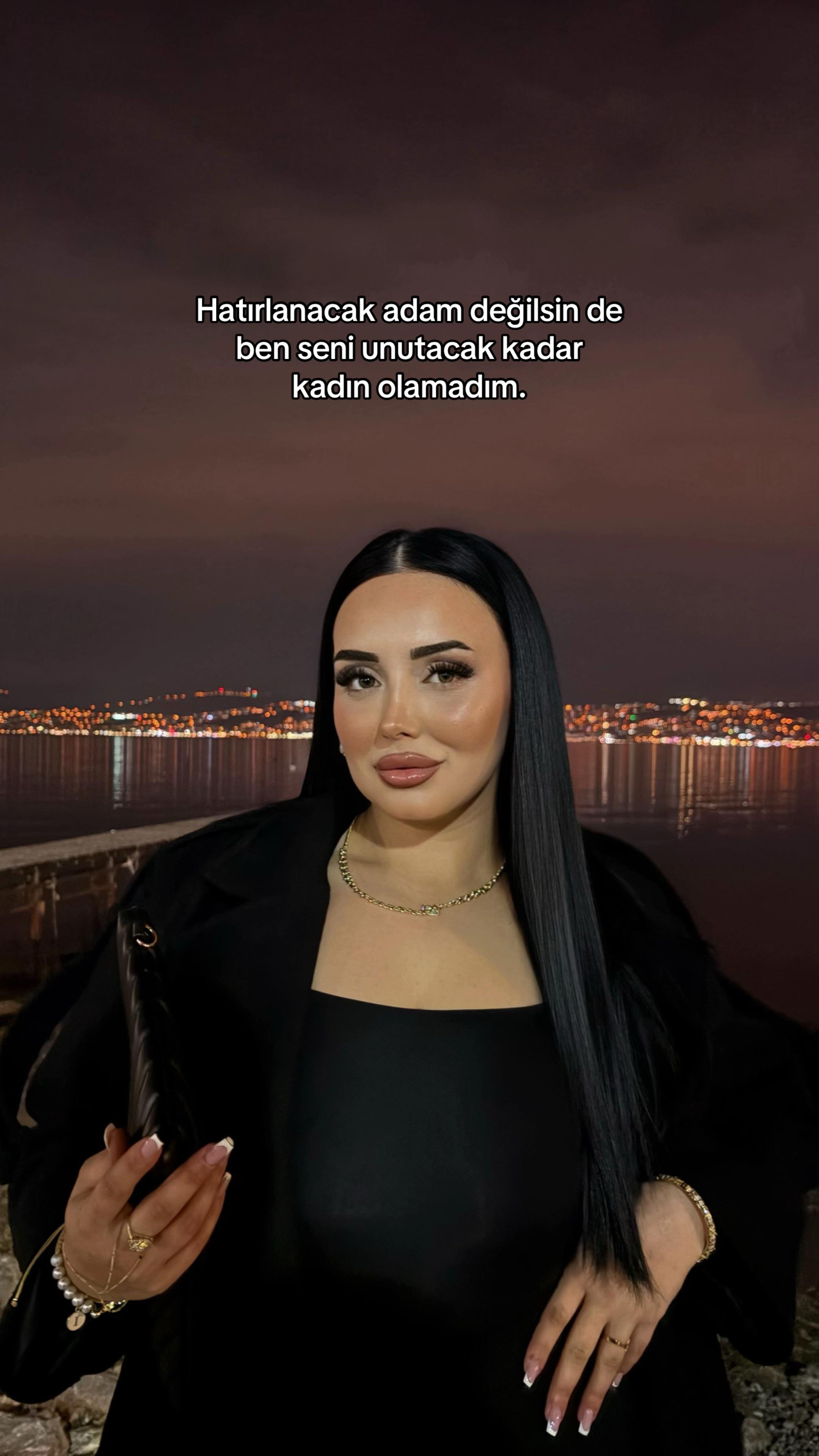 @𝓘