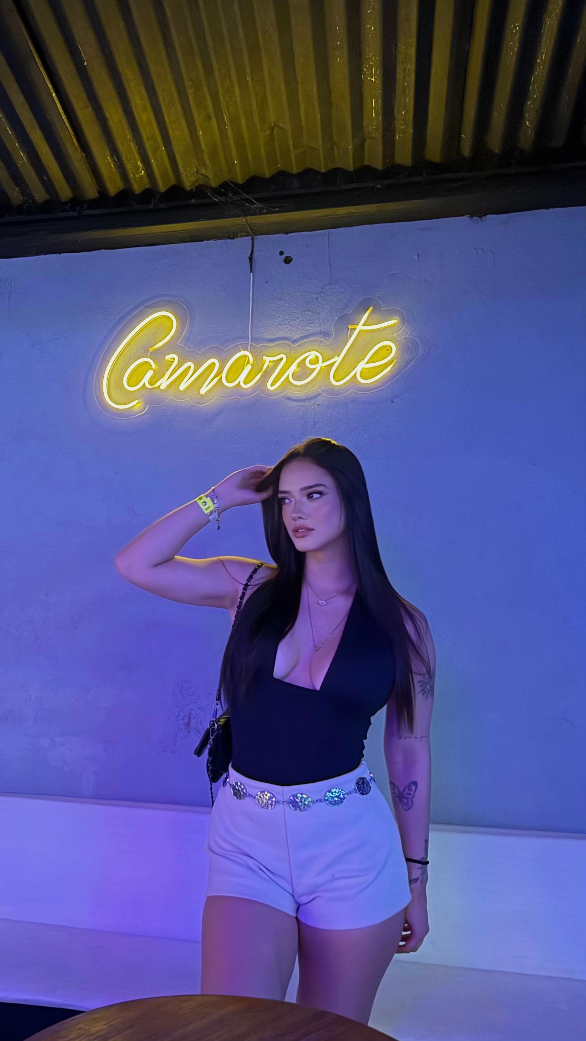 @Lara