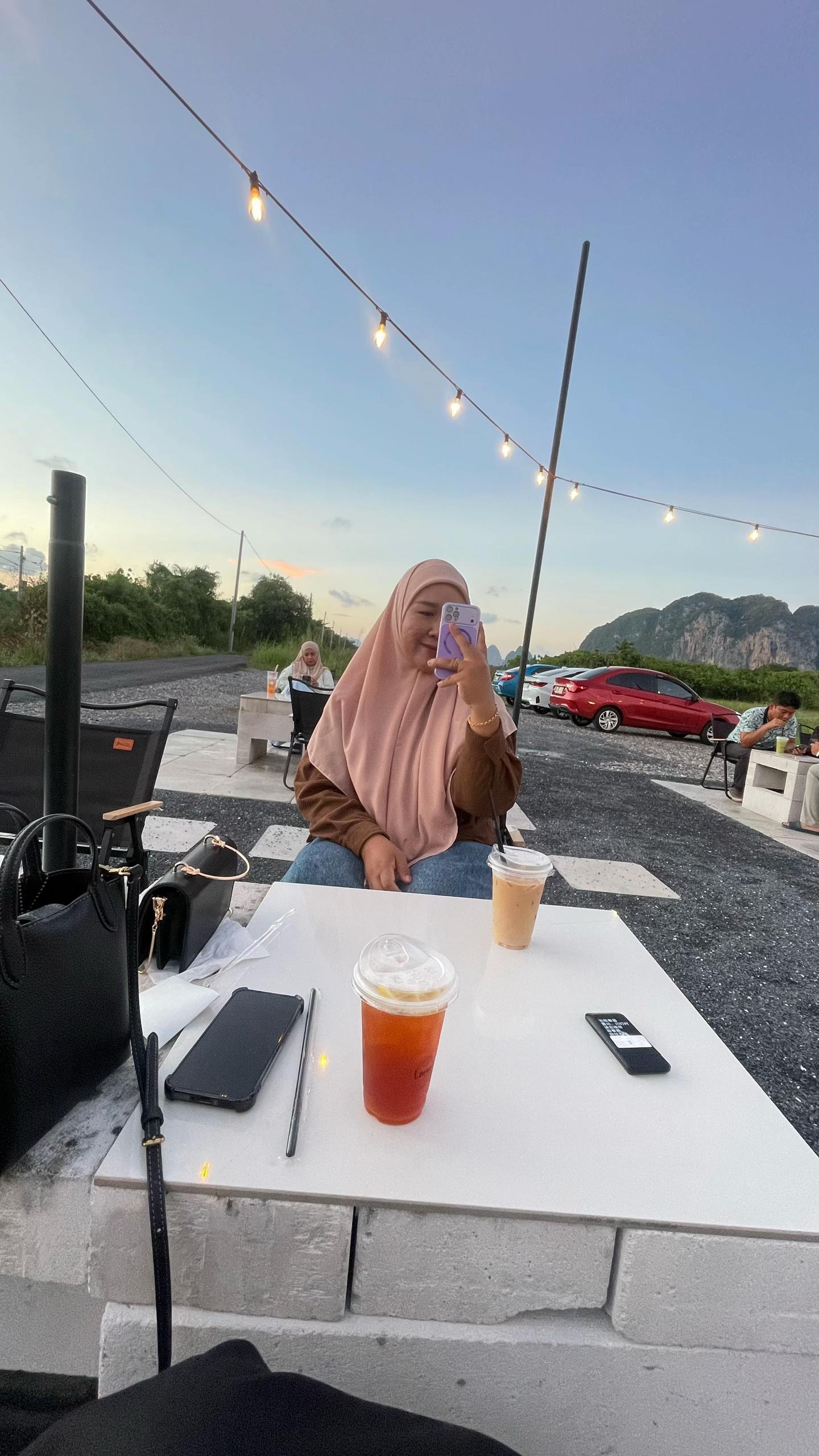 @afizahahamat🕊️