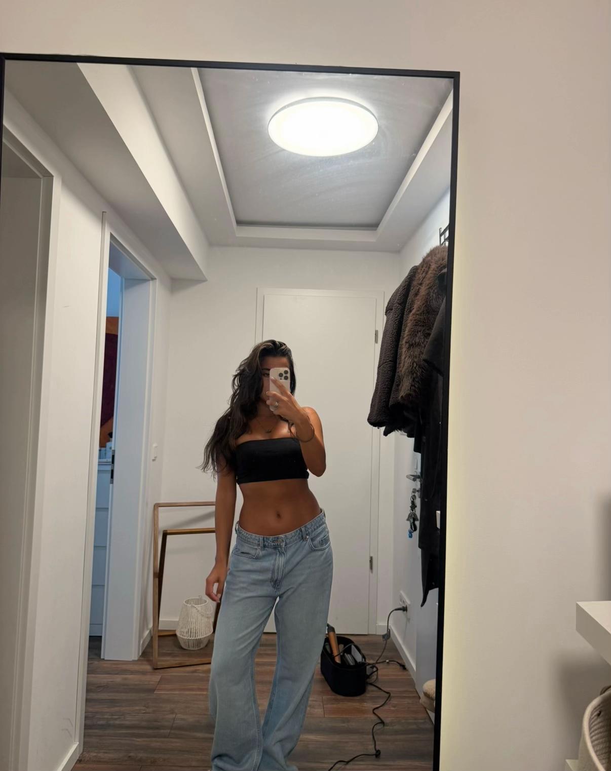 @Laura