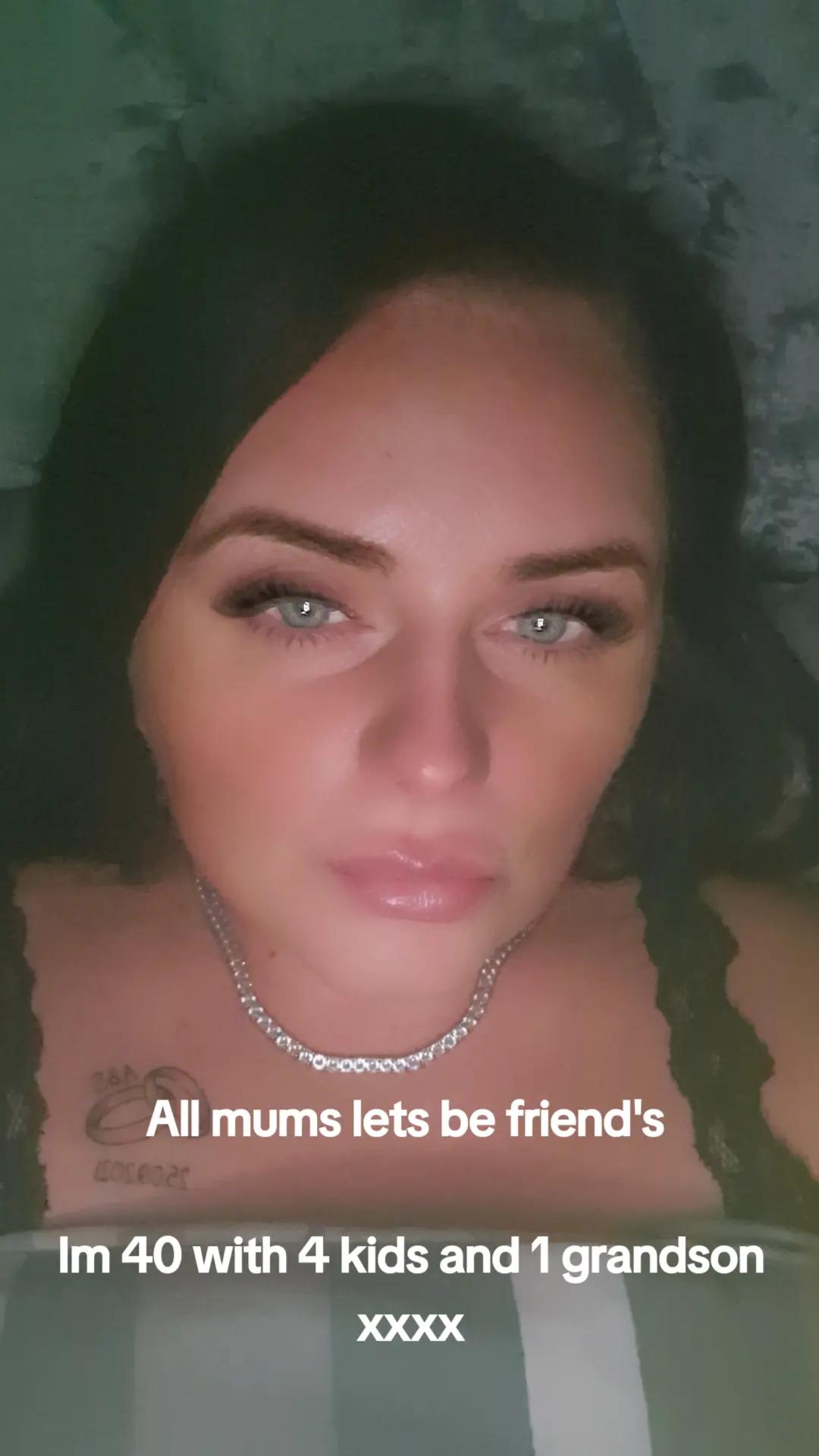 @Stephanie Moffat🏴