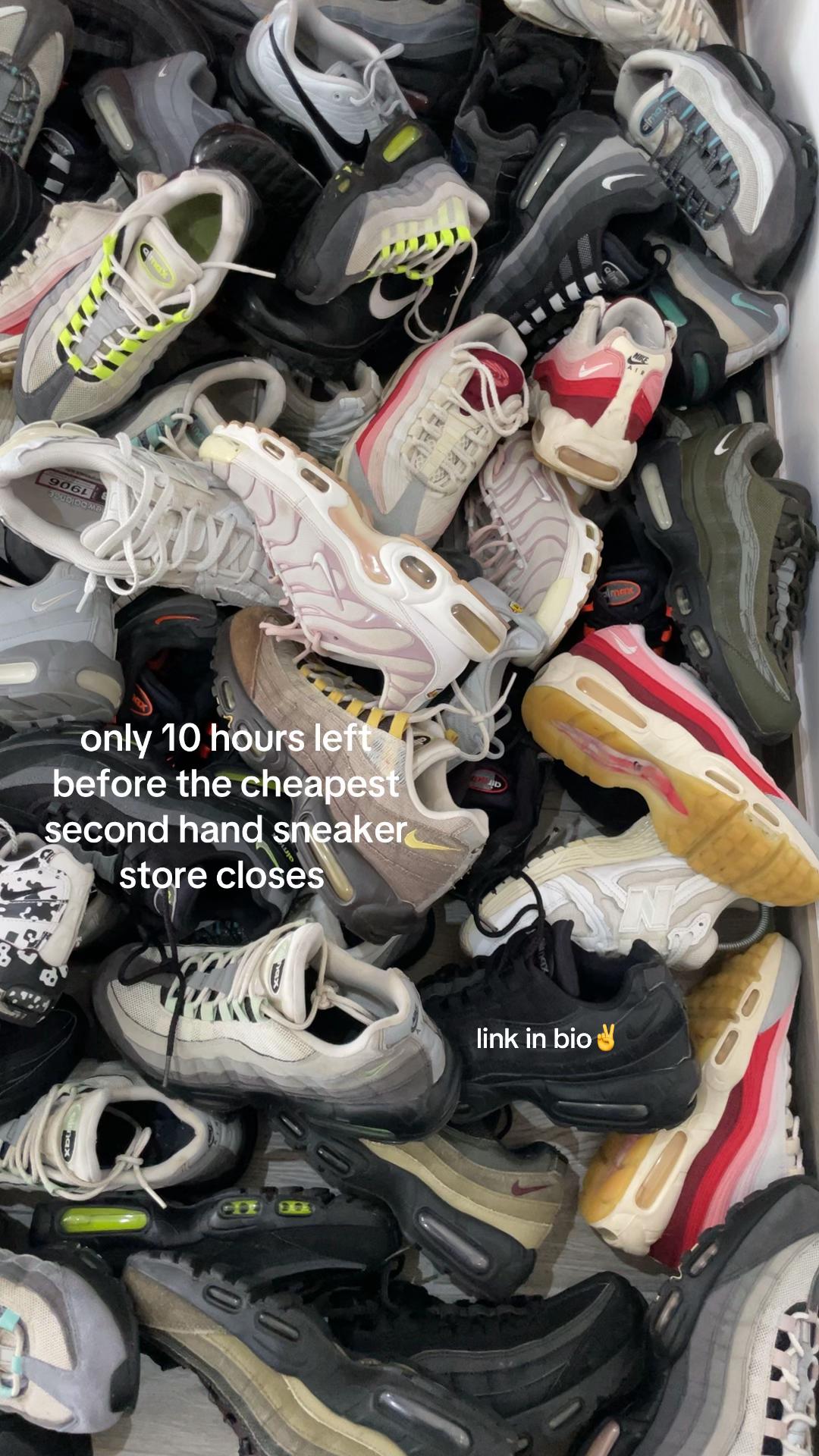 @atom👟
