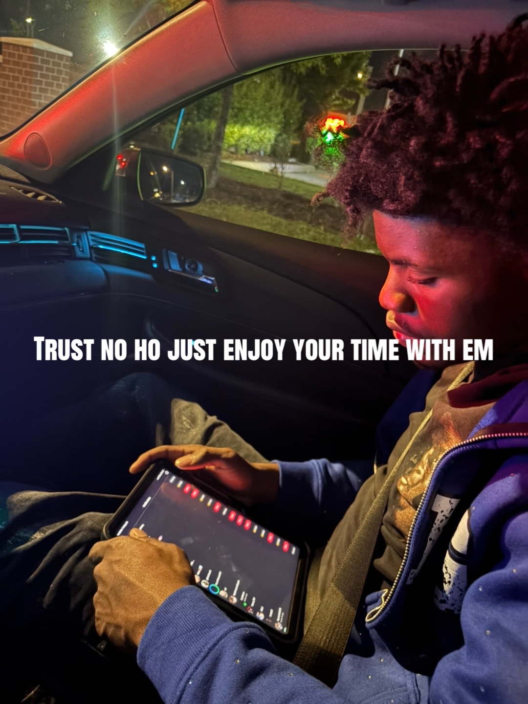 @dostheuno