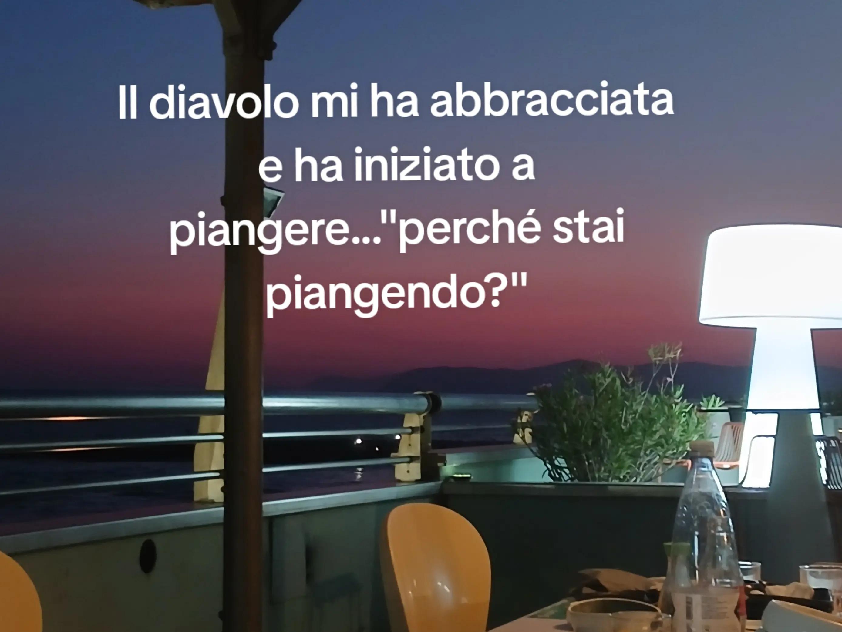 @Sara._