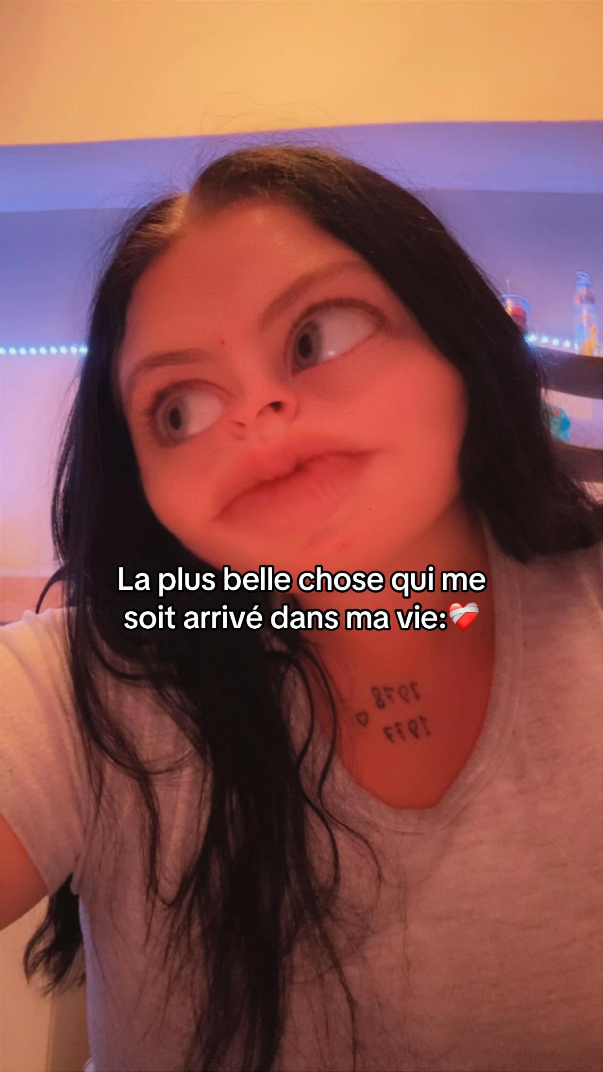 @𝐊𝐞𝐥𝐥𝐲’✞