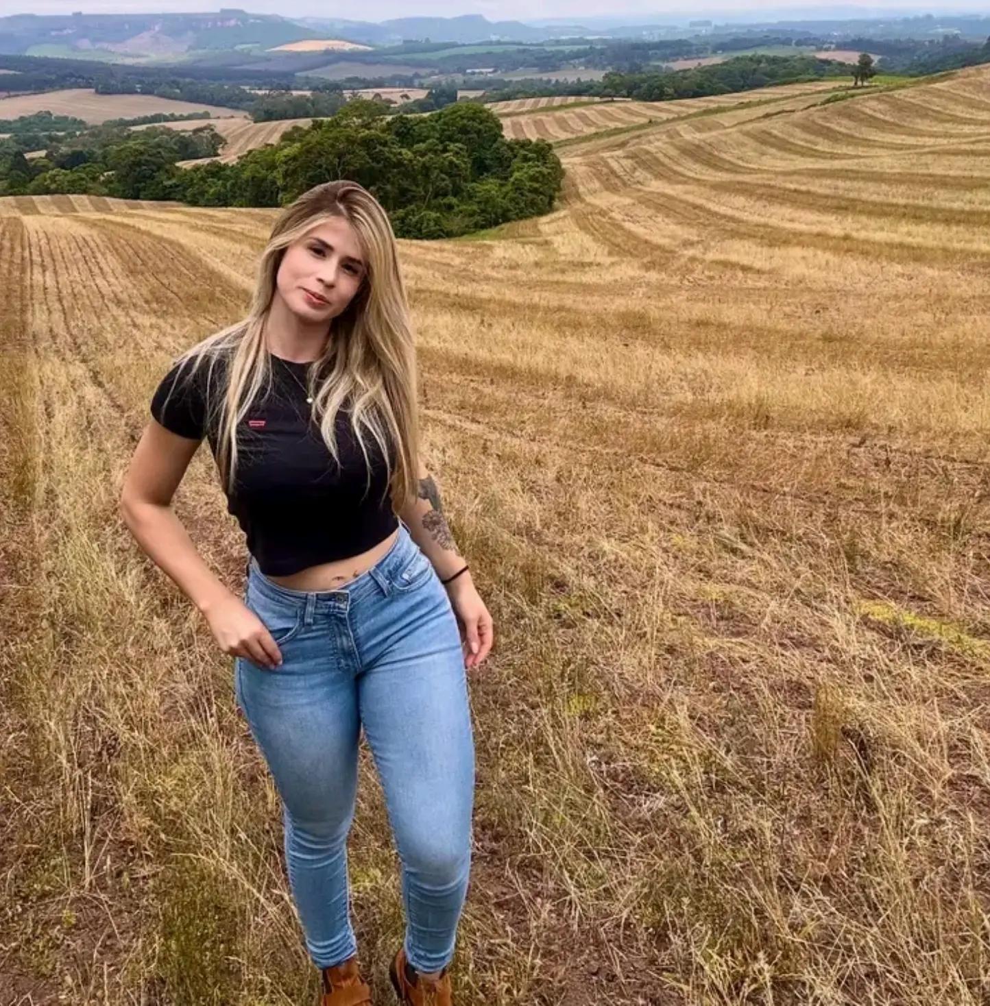 @Aline novak