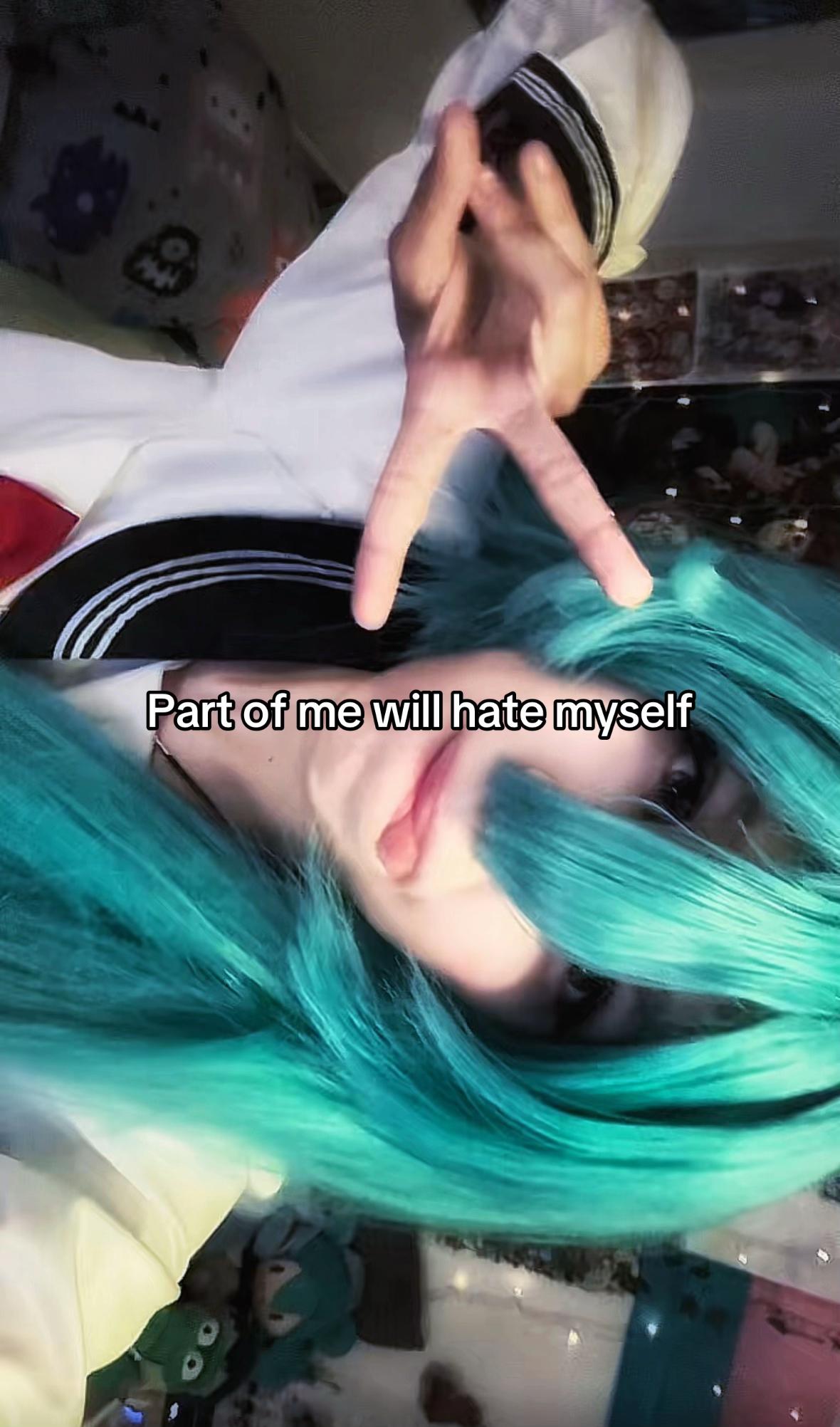@Hatsunemikughg
