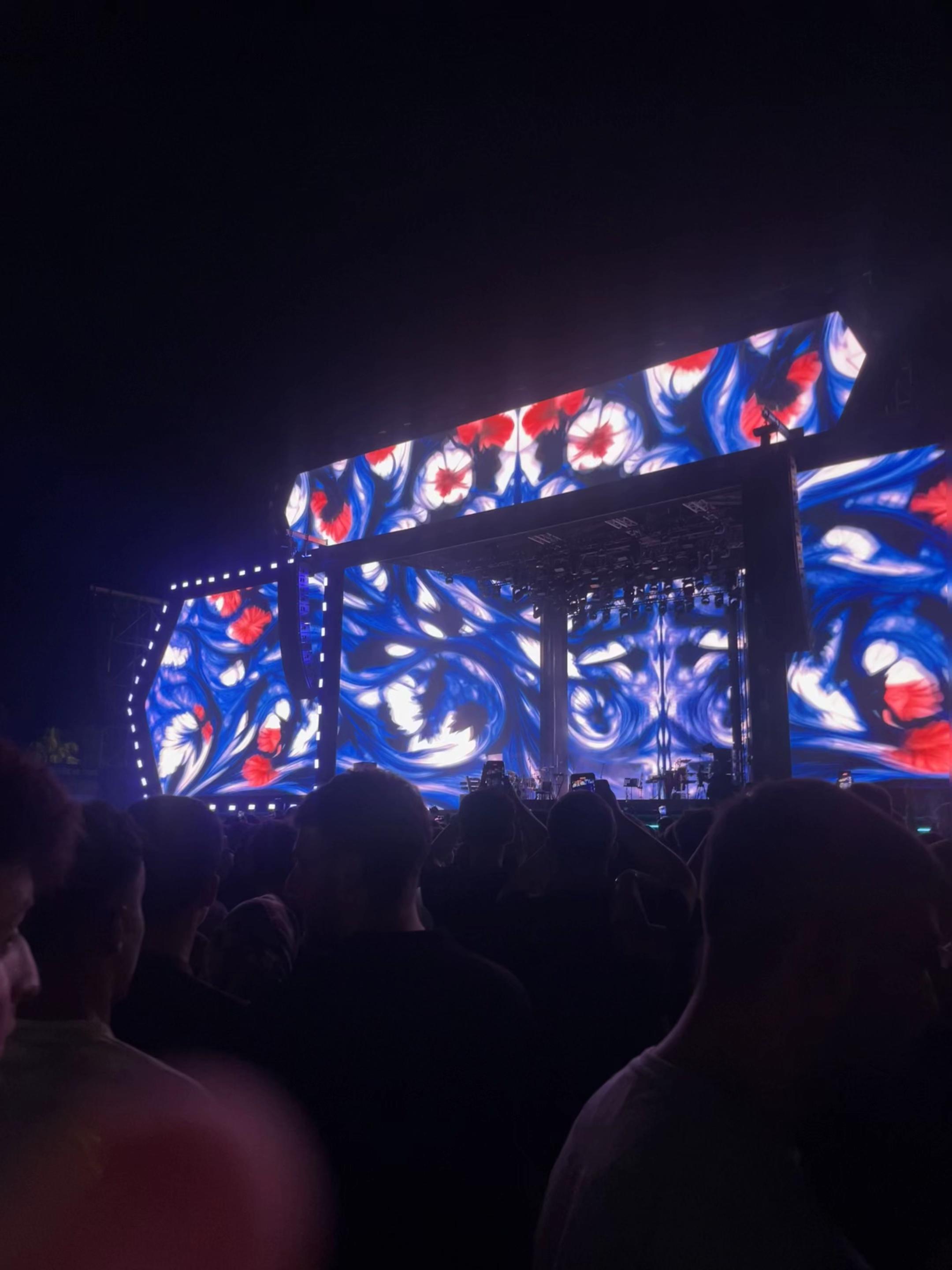 @𝐄𝐜𝐫𝐢𝐧