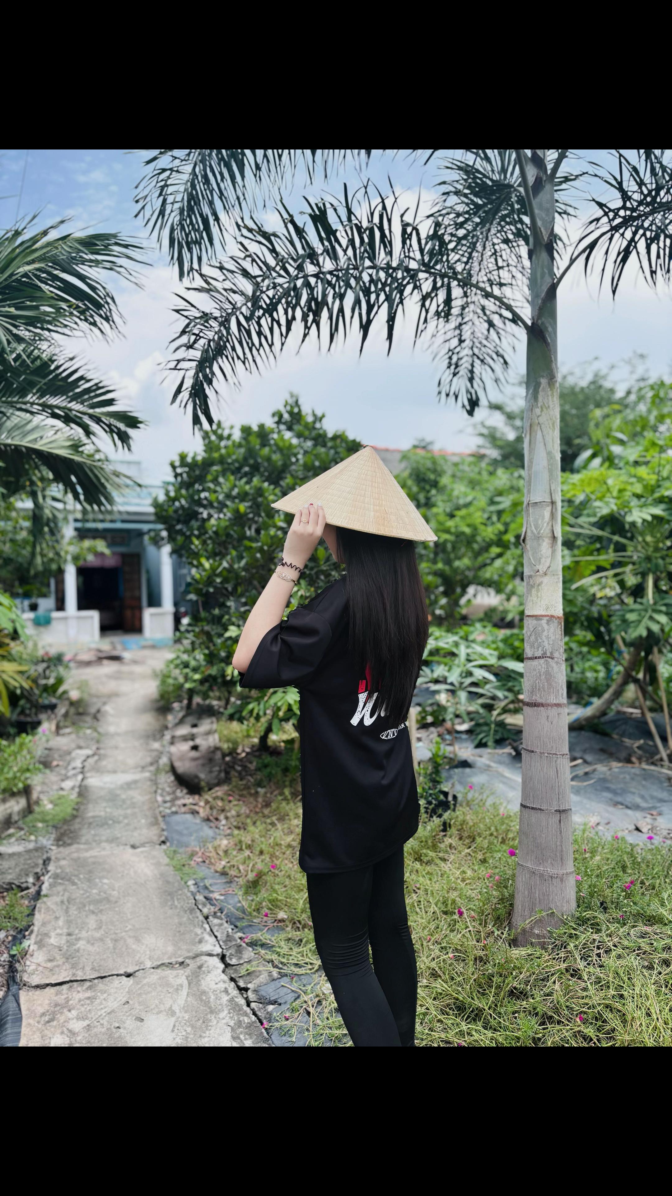 @vi