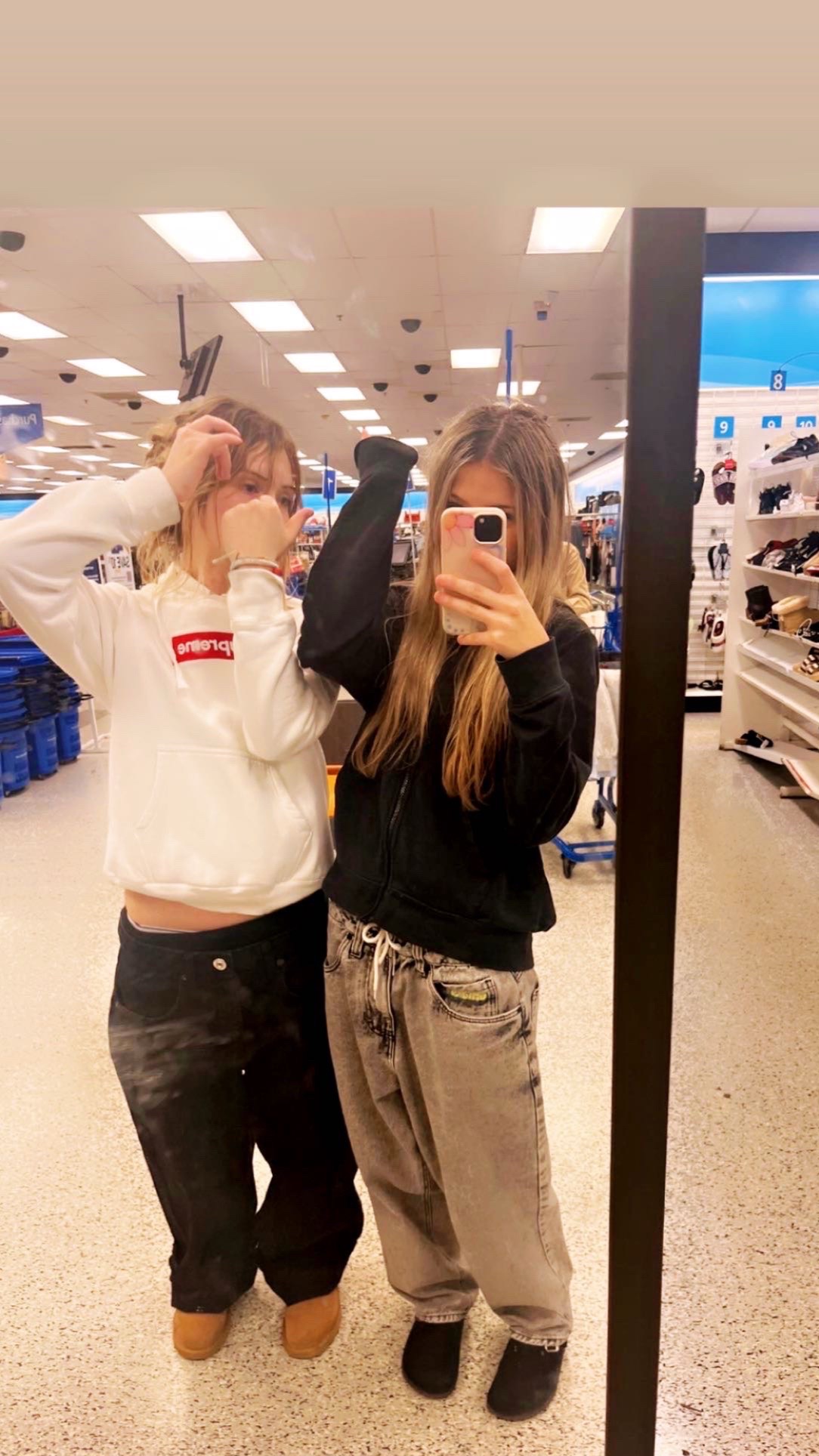 @fein4arii