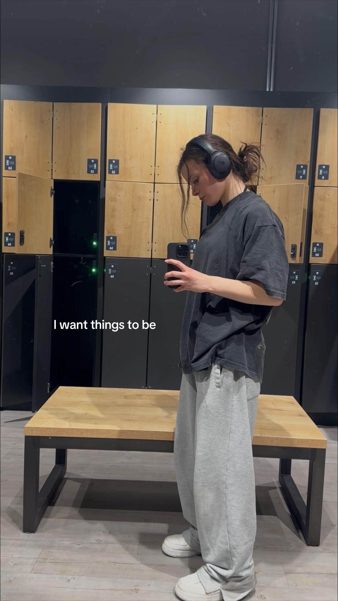 @laura.lxft