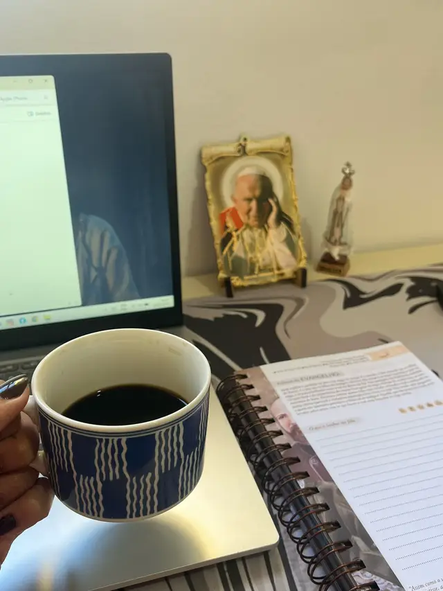 @Erika Teixeira 🇻🇦
