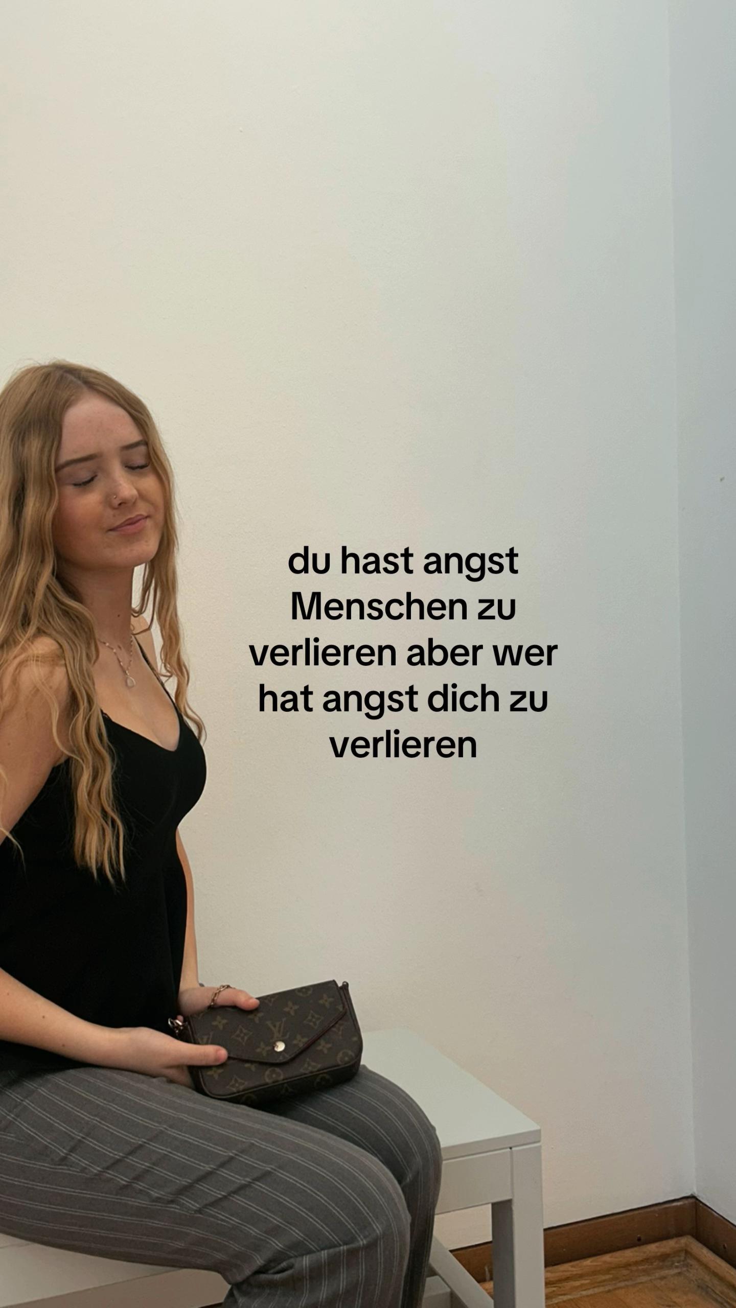 @𝐿𝑜𝑢𝑖𝑠𝑎🥥