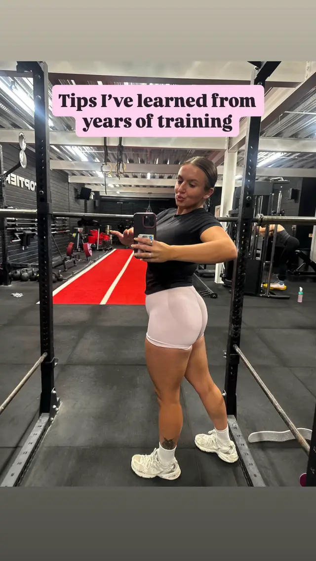 @Demi-Lee