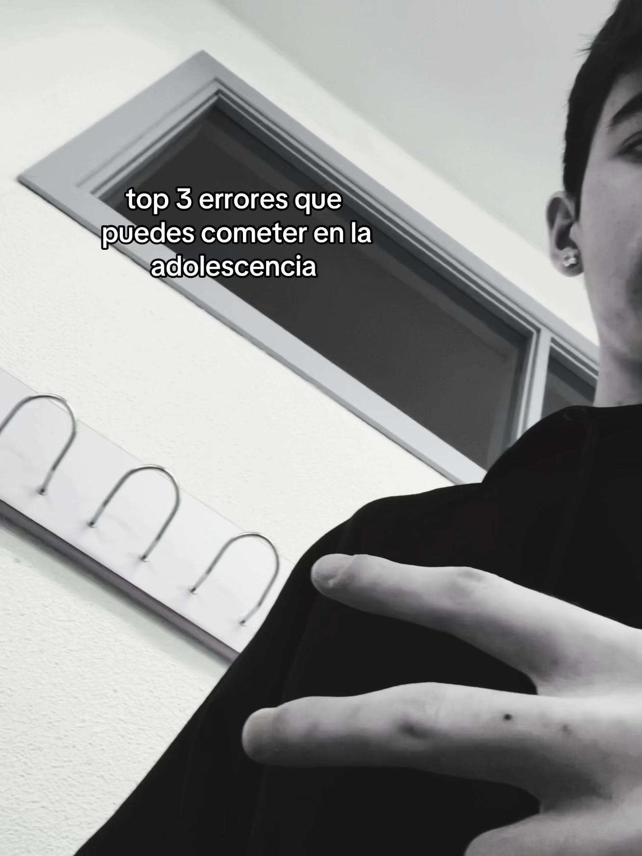 @𝐀𝐥𝐞𝐣𝐚𝐧𝐝𝐫𝐨 