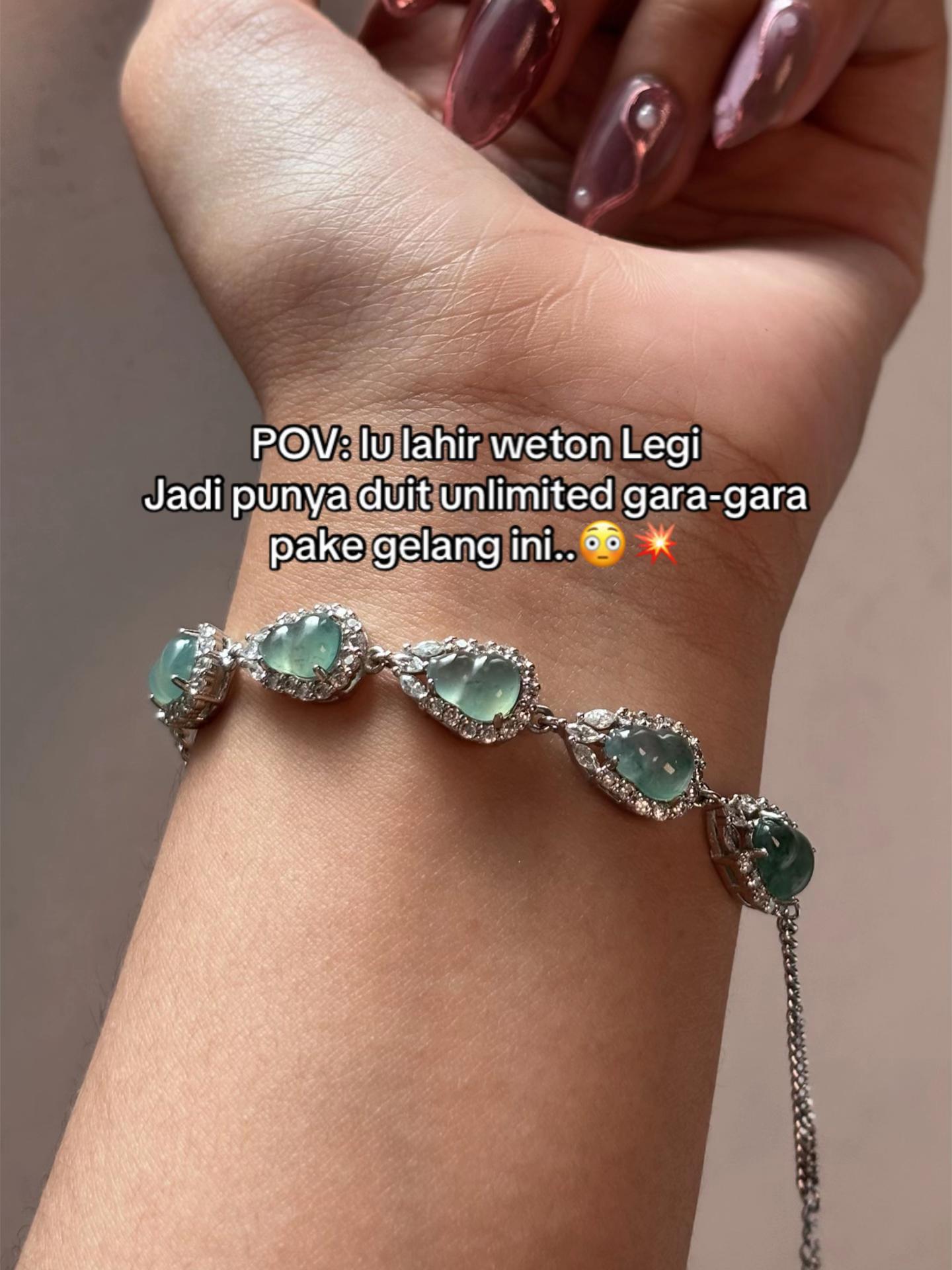 @Zupazupazuu Crystal Jewelery
