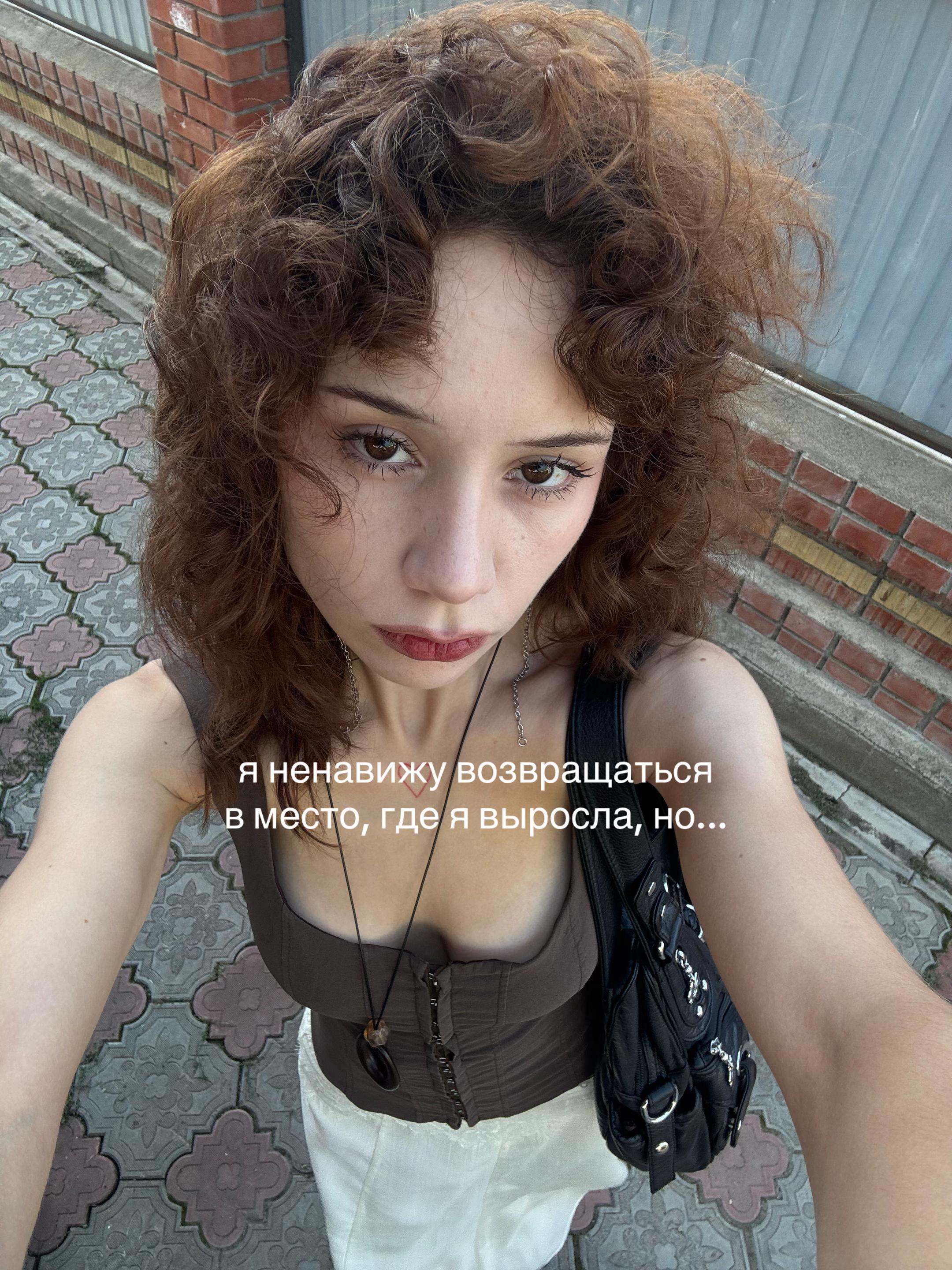 @лисска🍎
