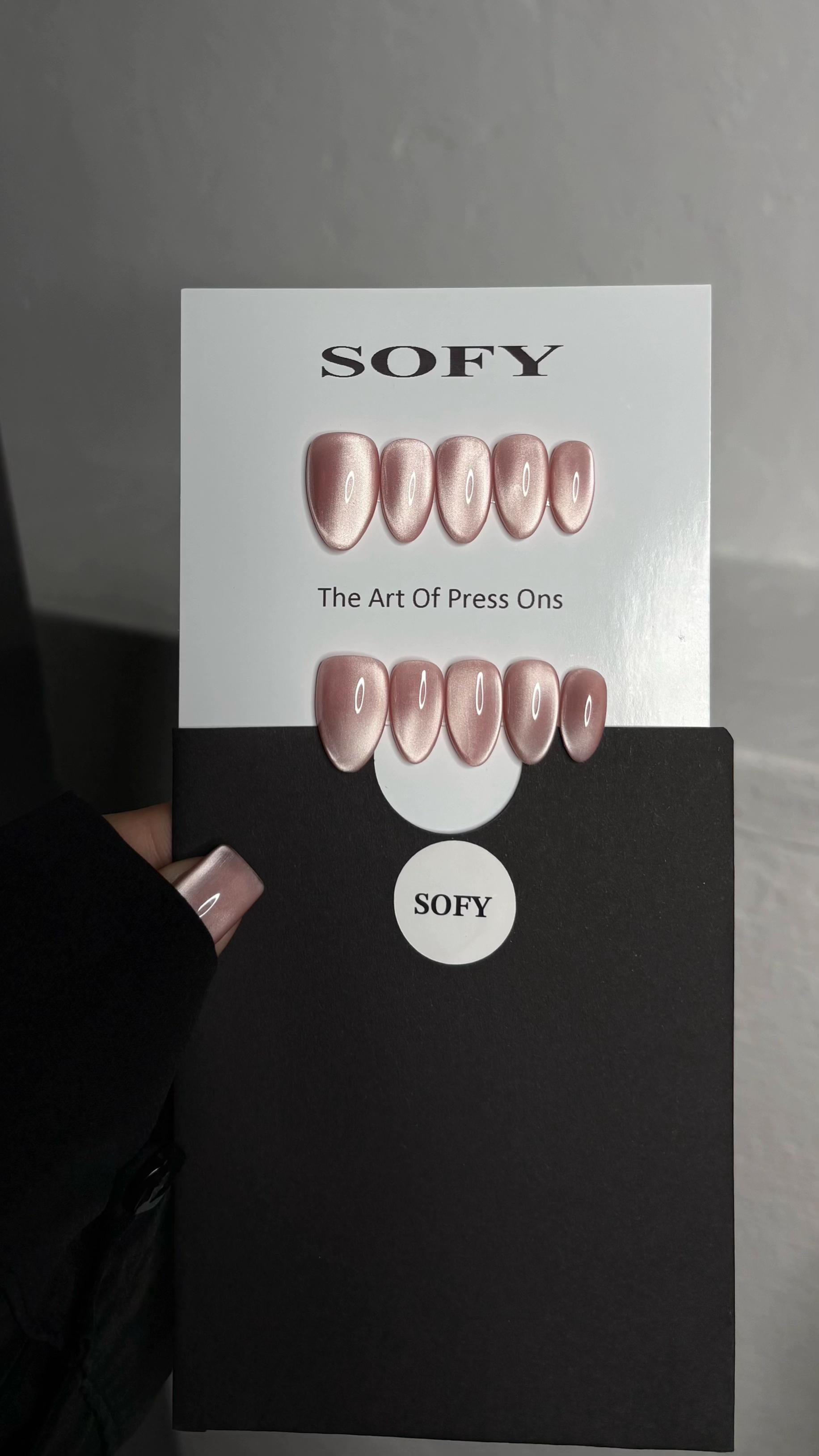 @Sofy_nails_art