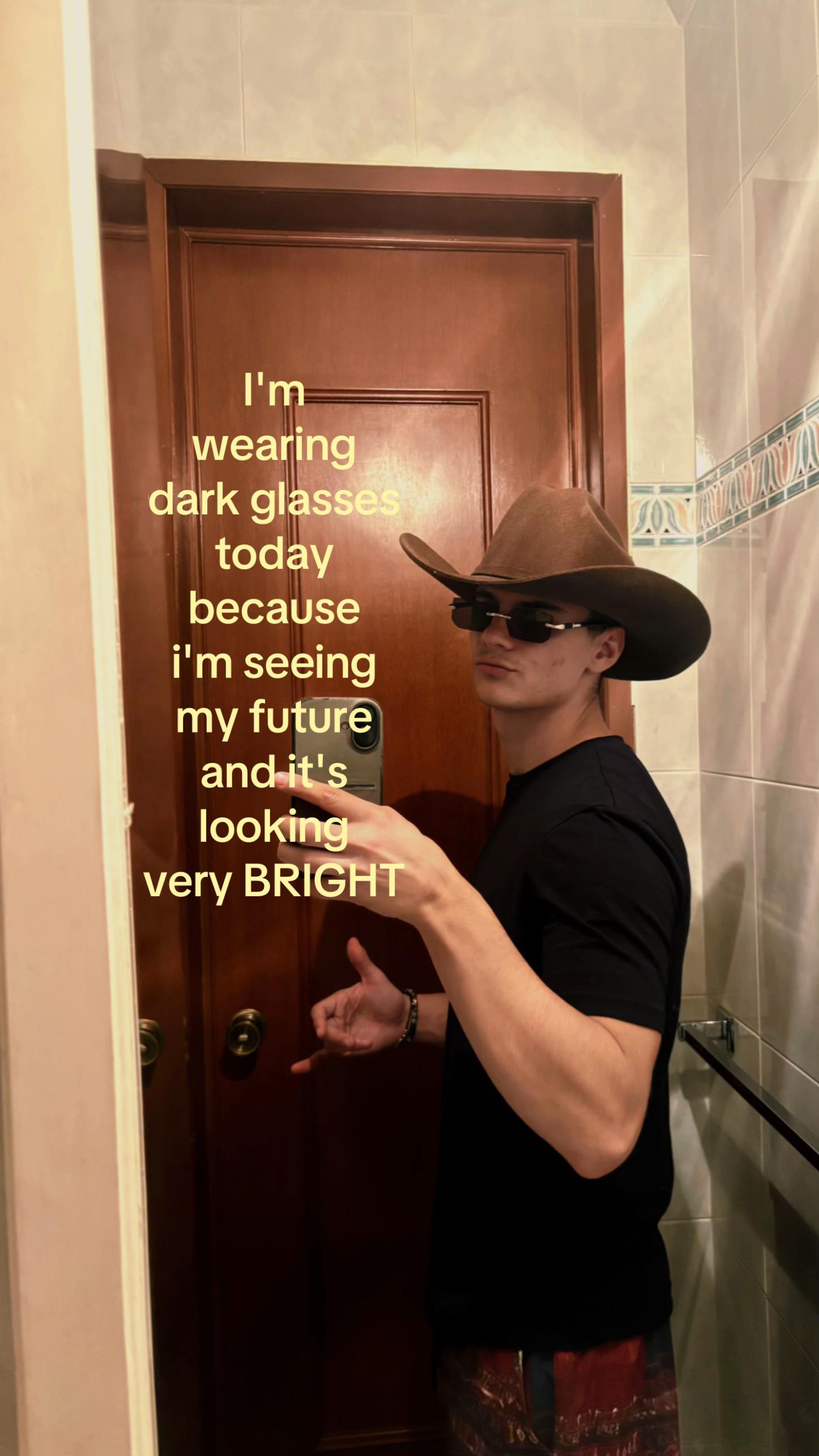 @David Cortés