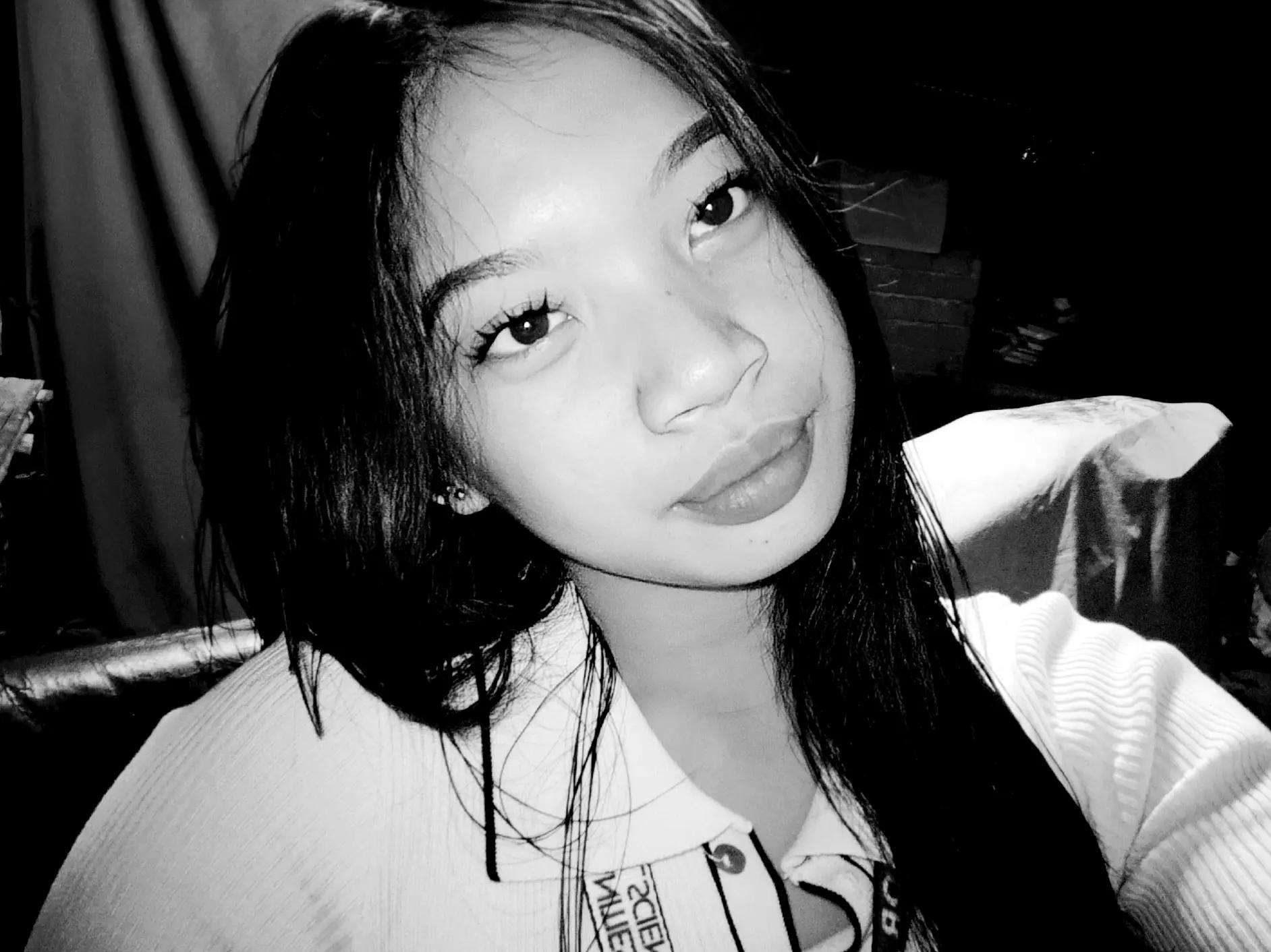 @Bellaa