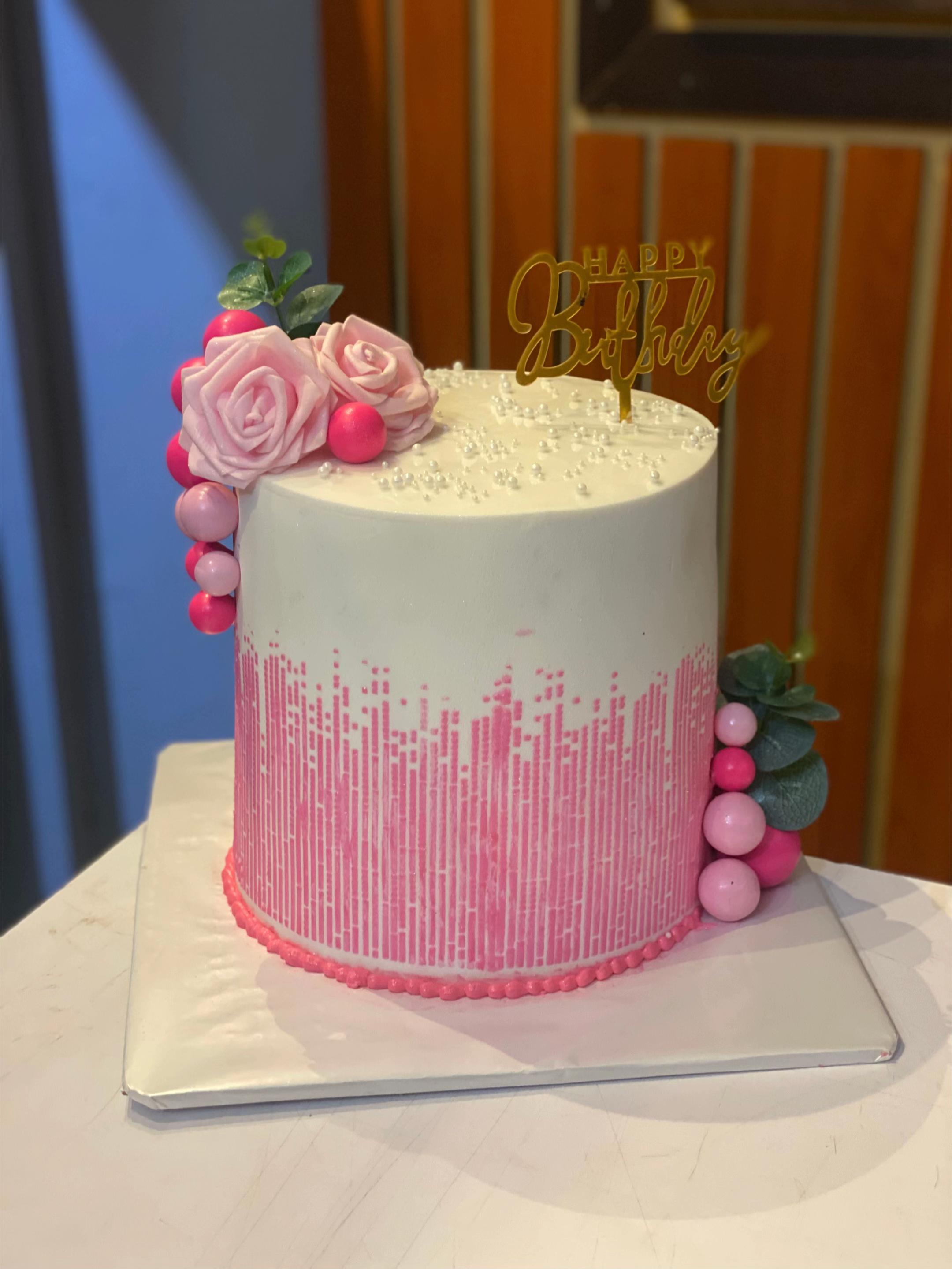 @TASTE_OF_HEAVEN. BAKERY