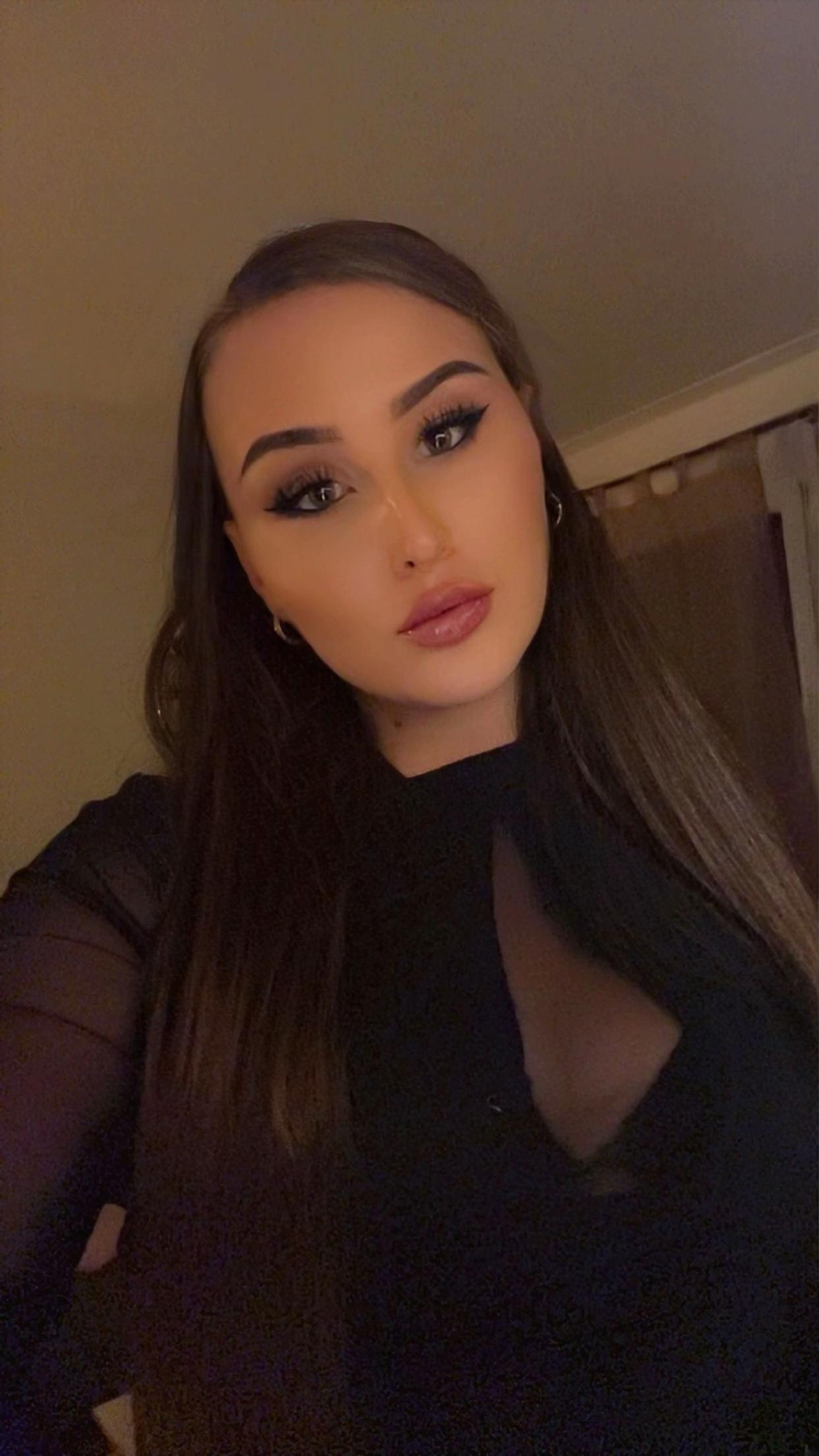 @Feyena 🌺