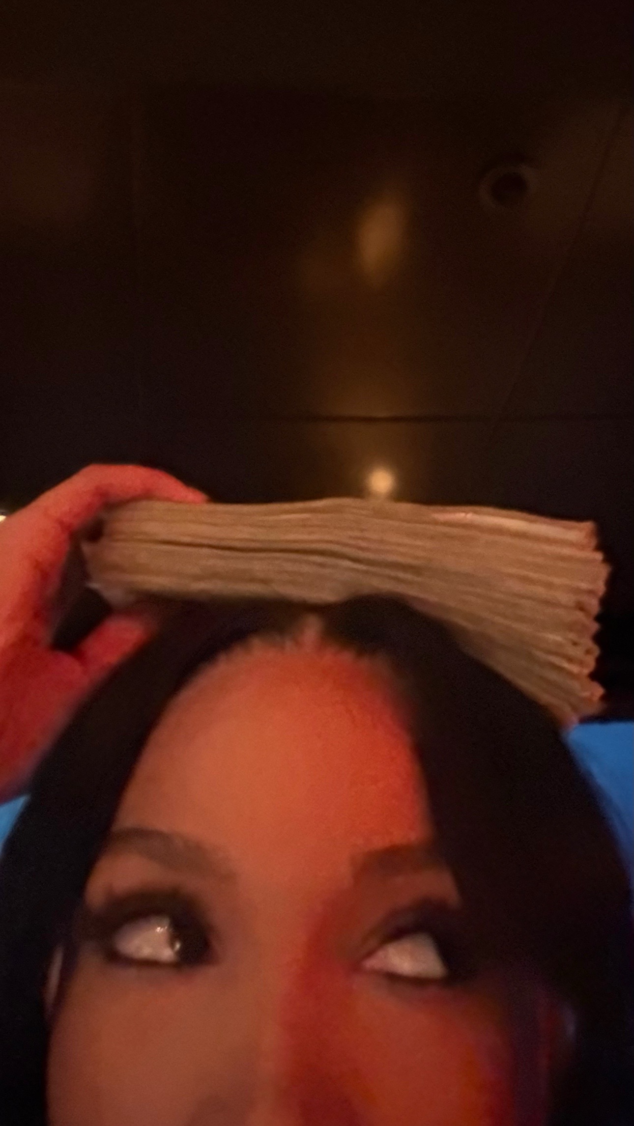 @nothisnotmalia