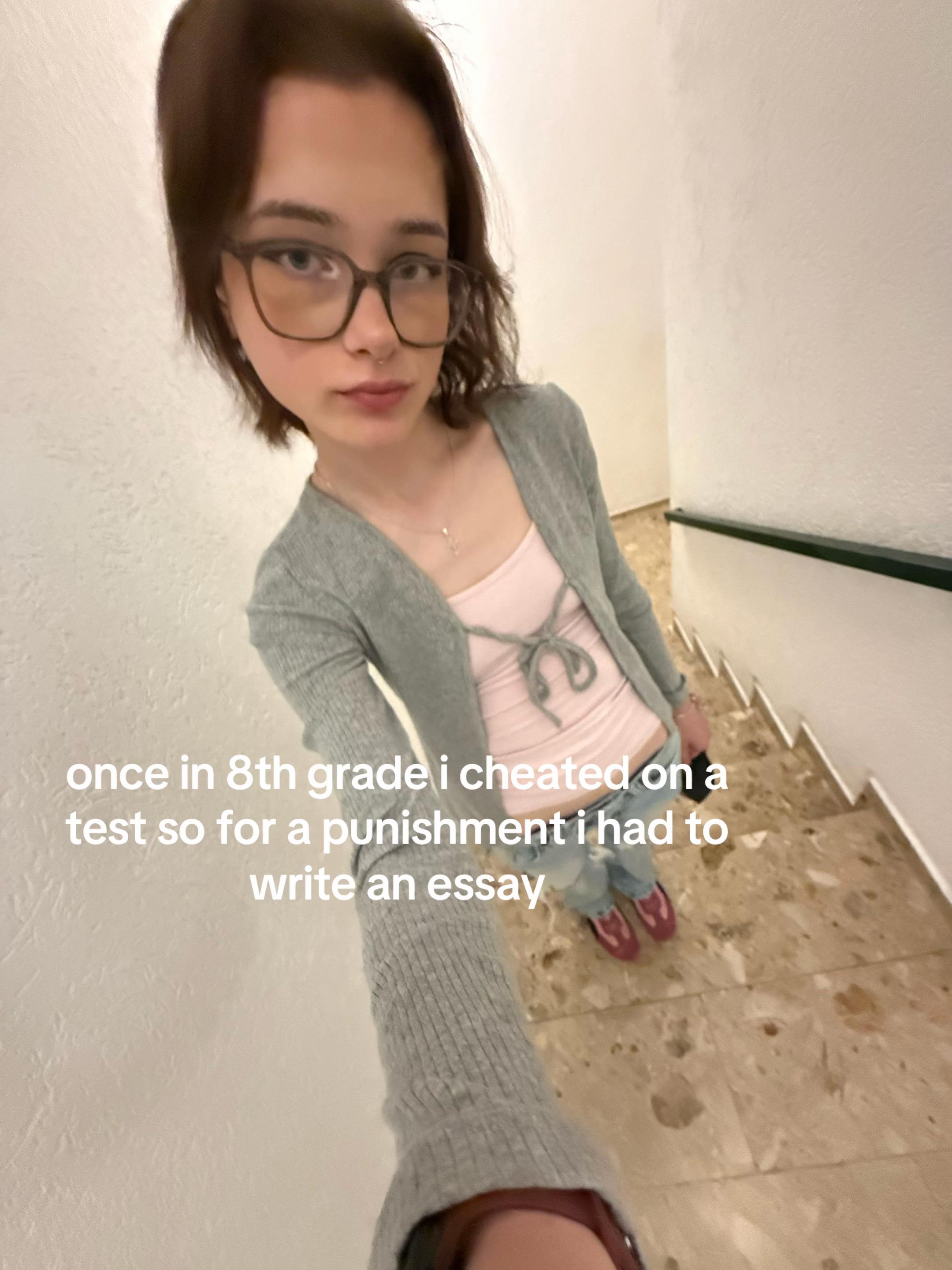 @￴