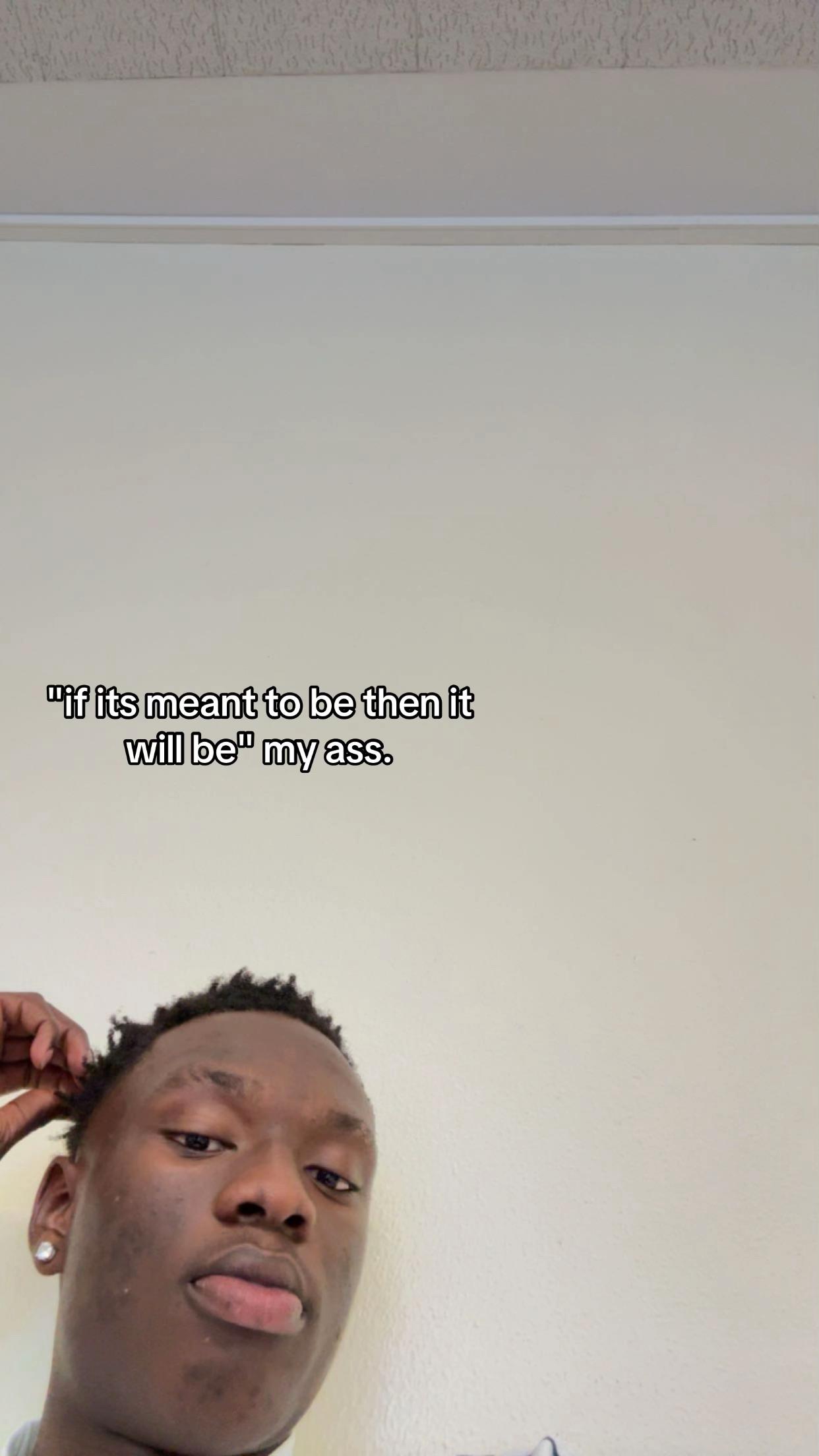 @⃟