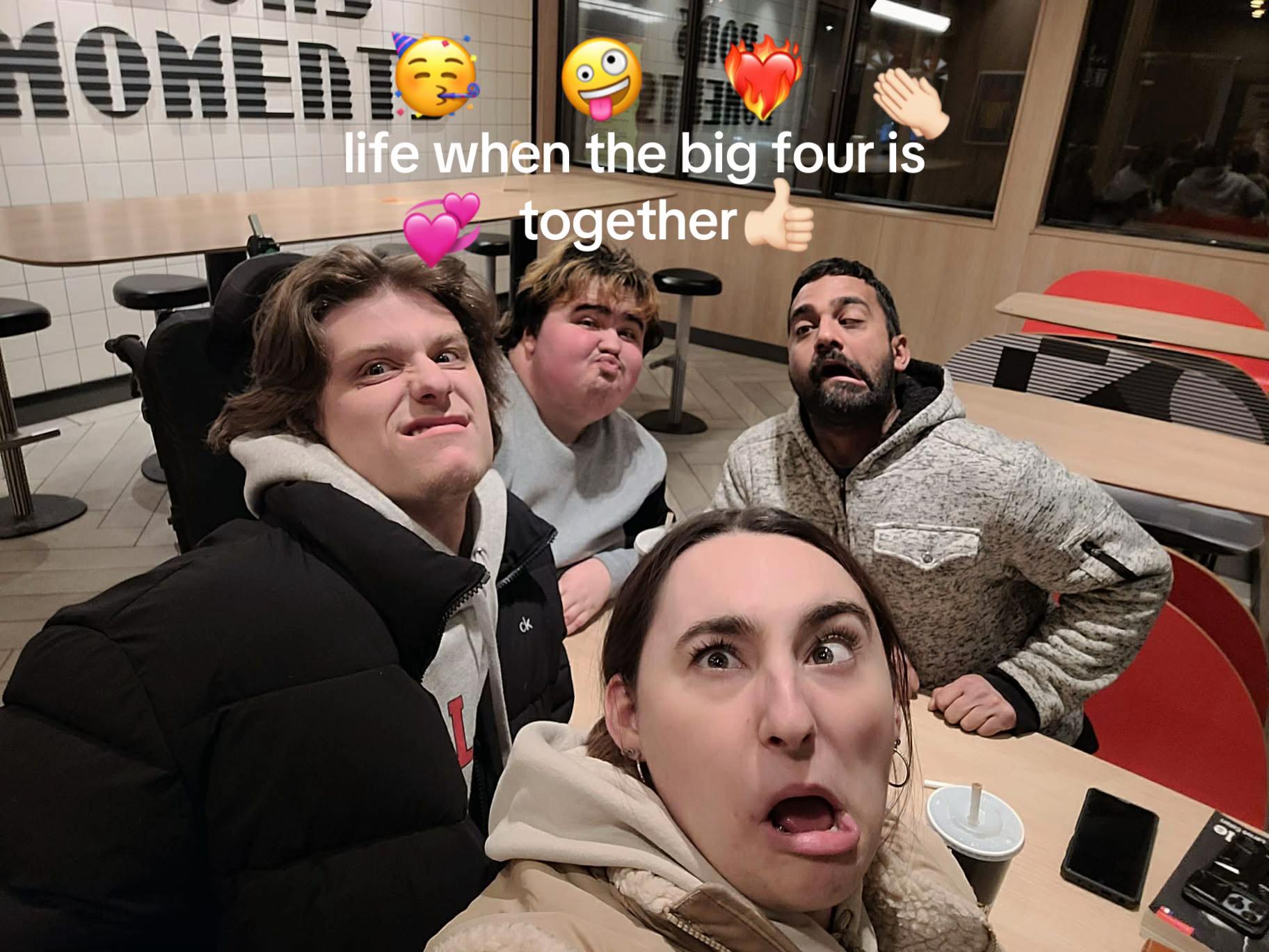 @Dyl✝️
