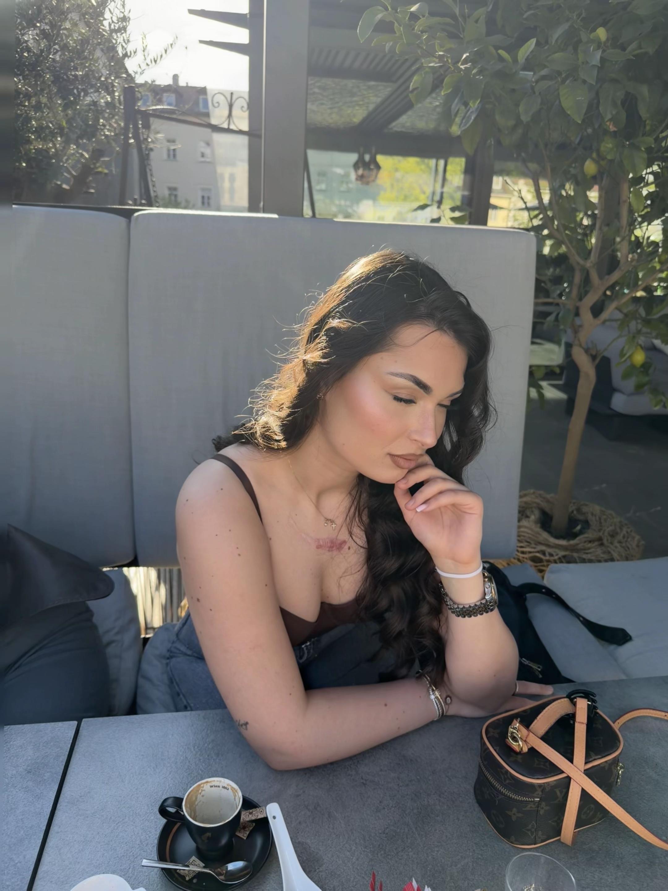 @Koko🇦🇱