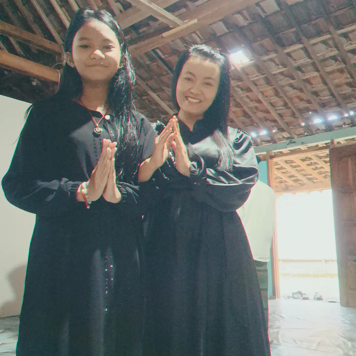 @Dewi Kartika sari🇮🇩🇭🇰
