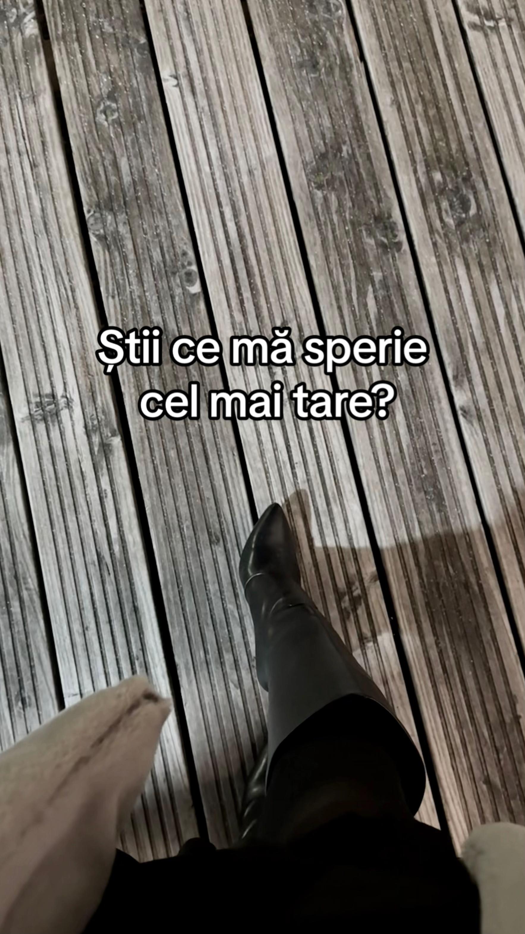 @Printre rânduri și foi 📚
