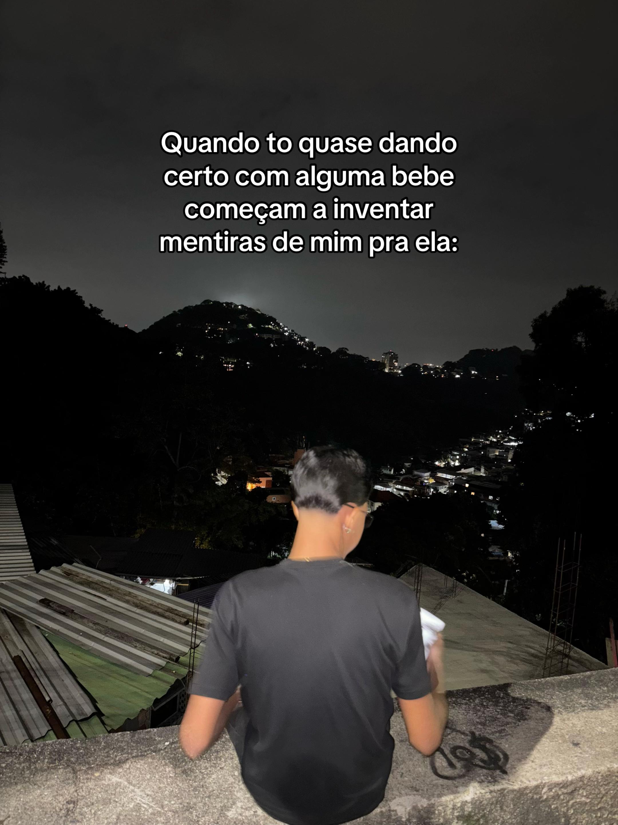 @&Eacute; o Th