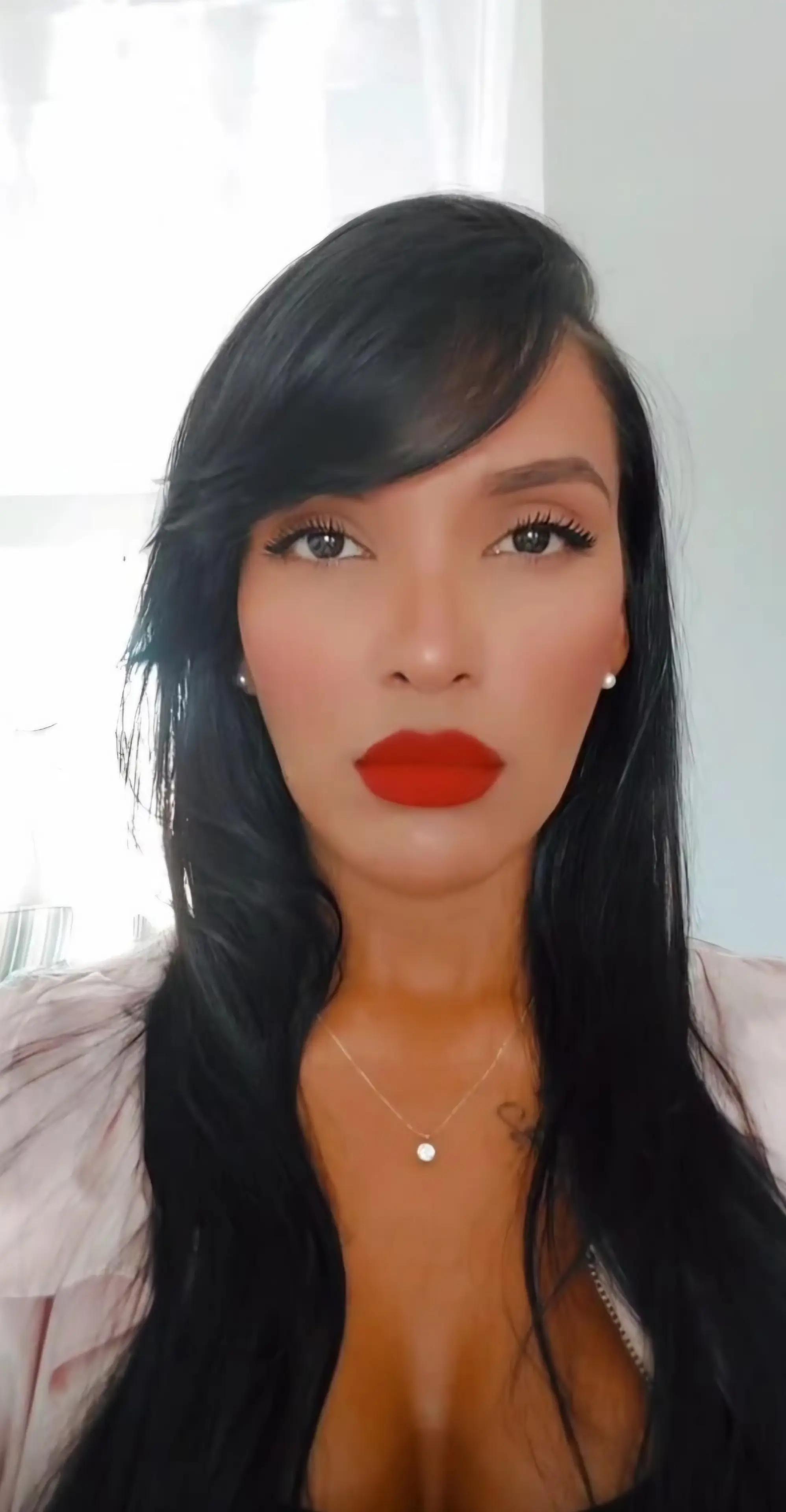 @moniquemullerofficial