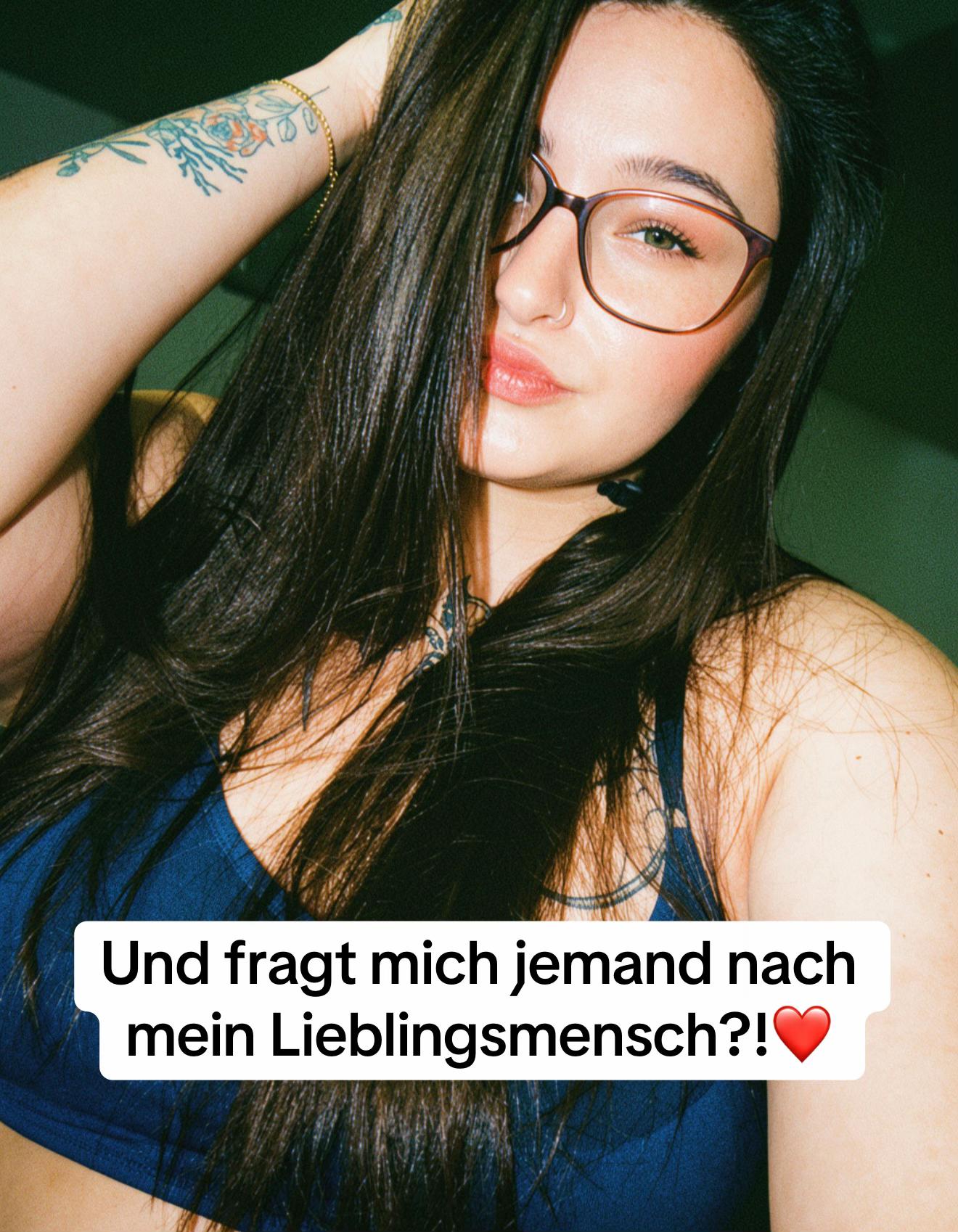 @🦋𝓪𝓷𝓰𝓮𝓵𝓲𝓺𝓾𝓮🦋