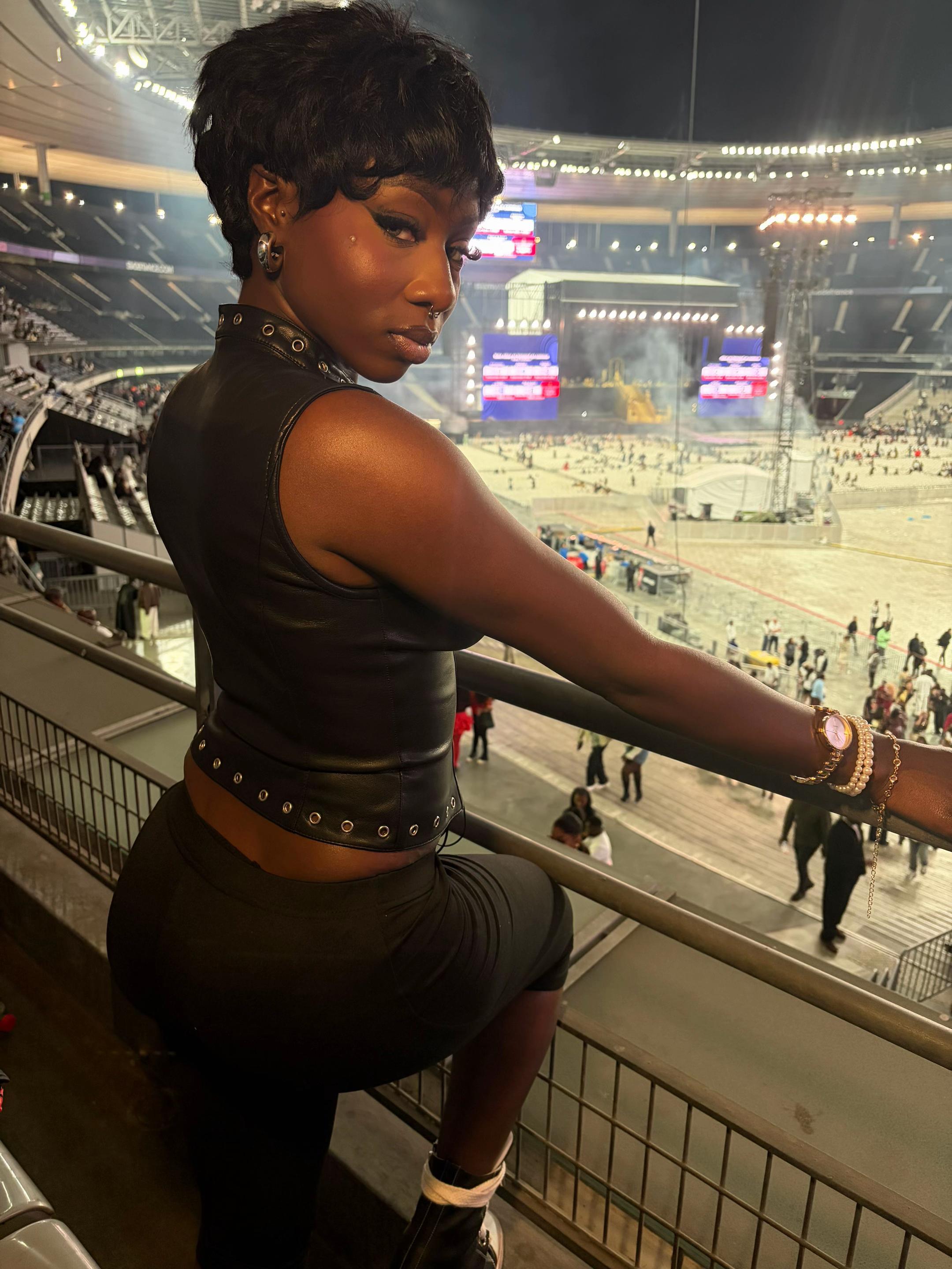 @PRETTYCONGOLESE
