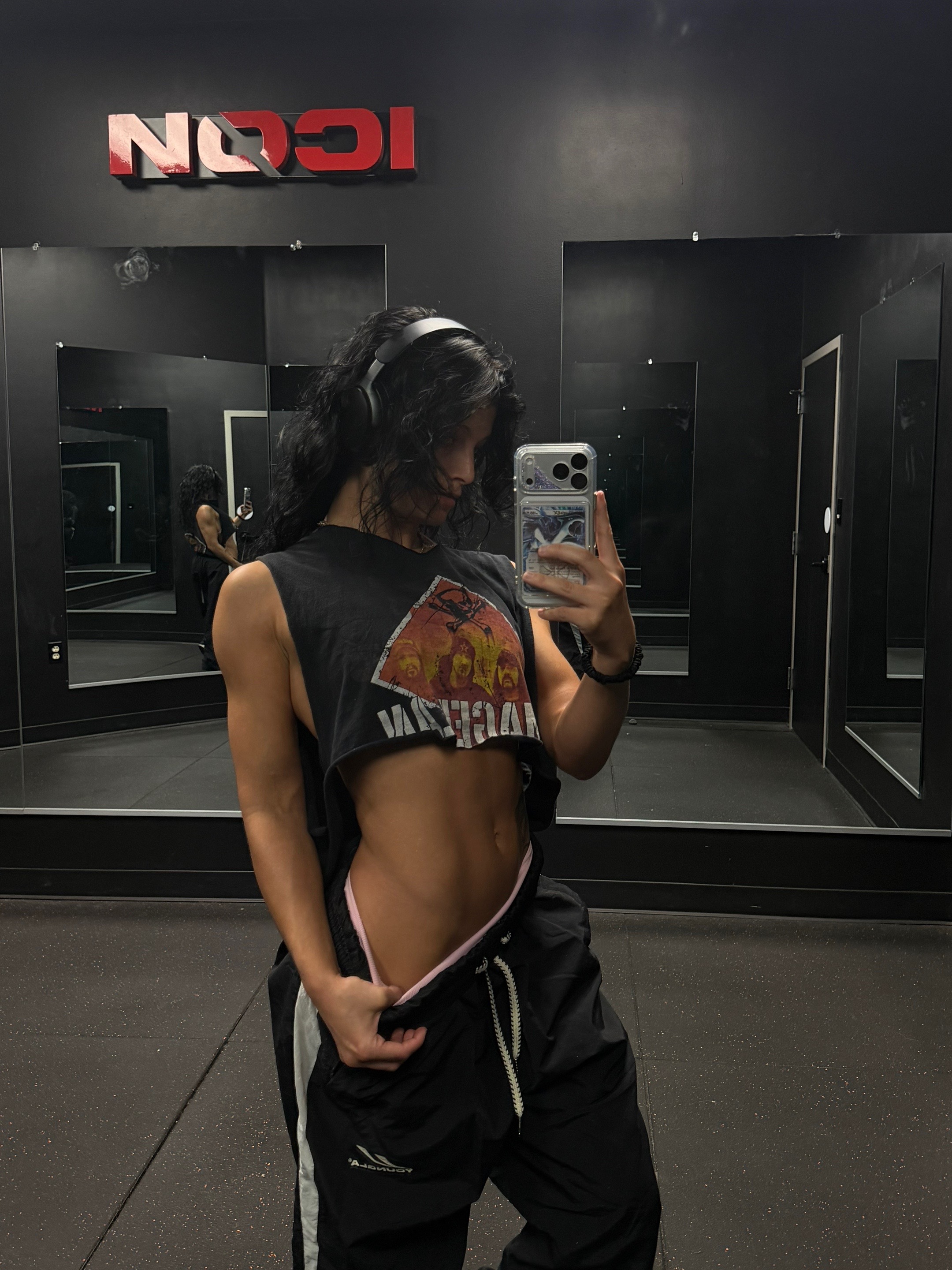 @TheVVitch_