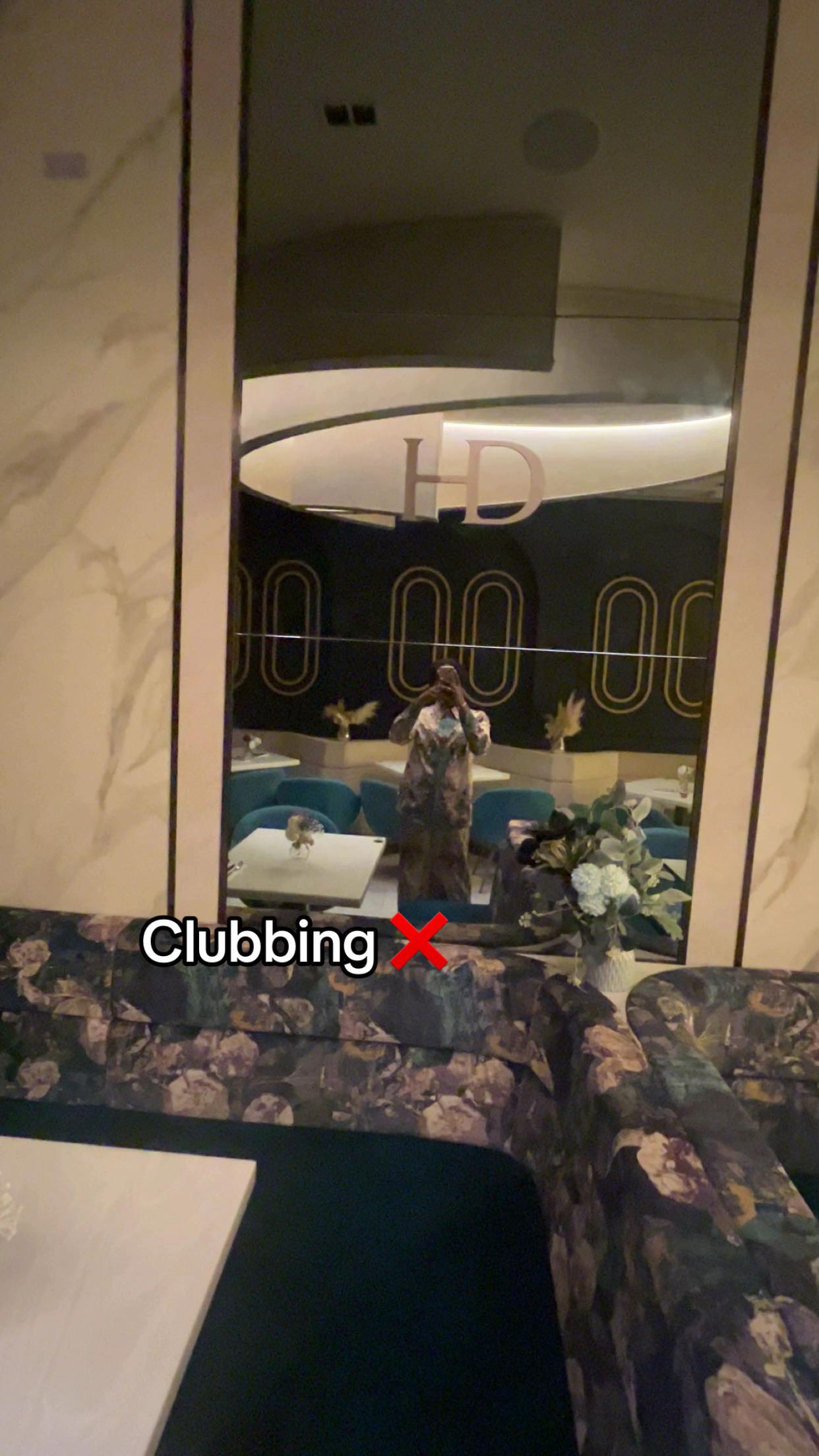 @𝐀 𝐋 𝐄 𝐒 𝐒 𝐈 𝐀 🤍