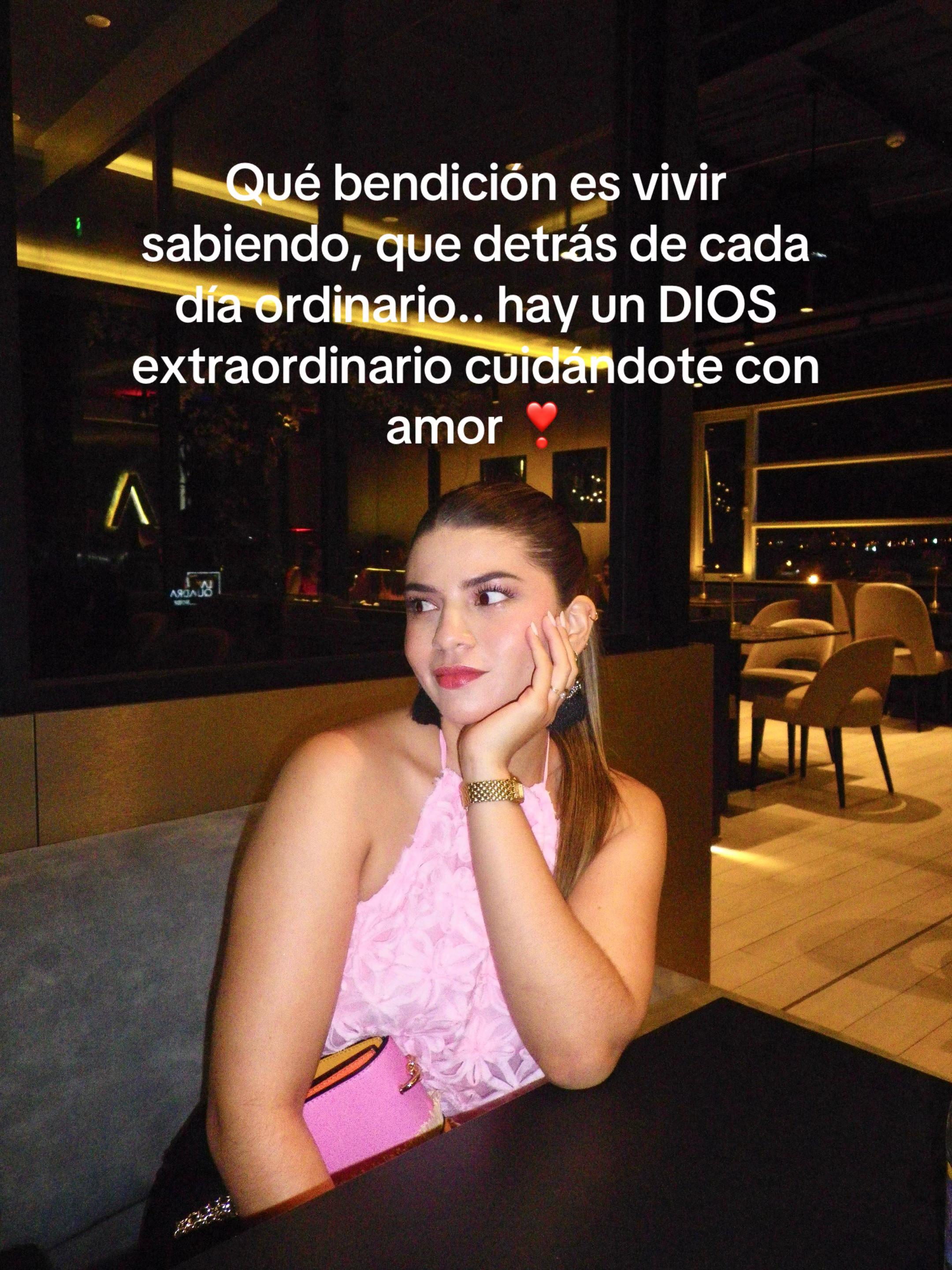 @Julia Intriago💫