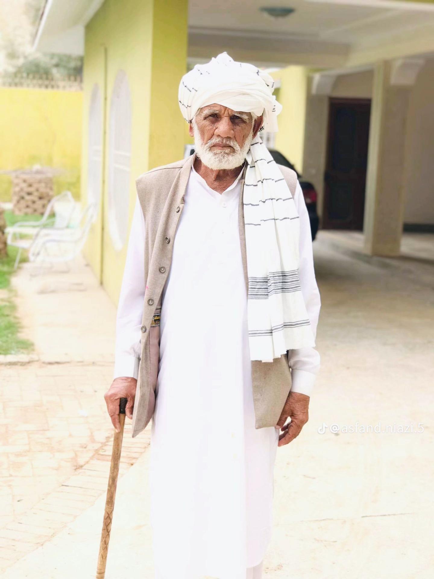@Saadi khan Niazi