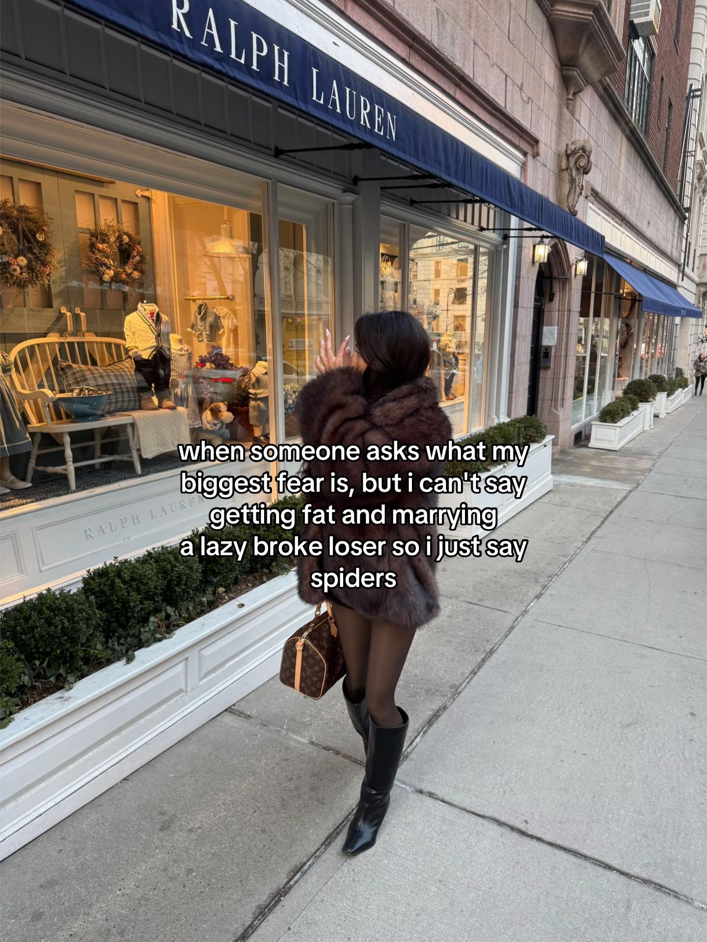 @JULIE 🍓