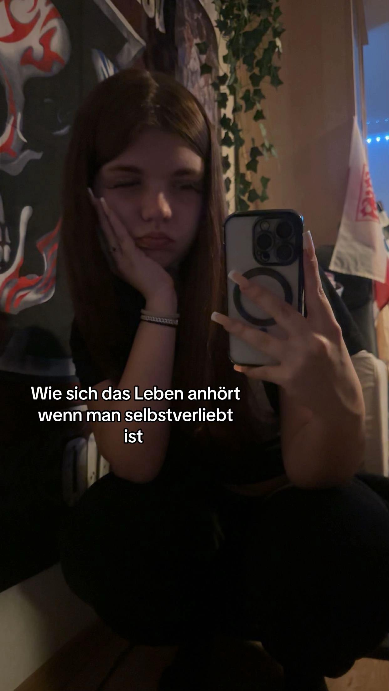 @Sarahh